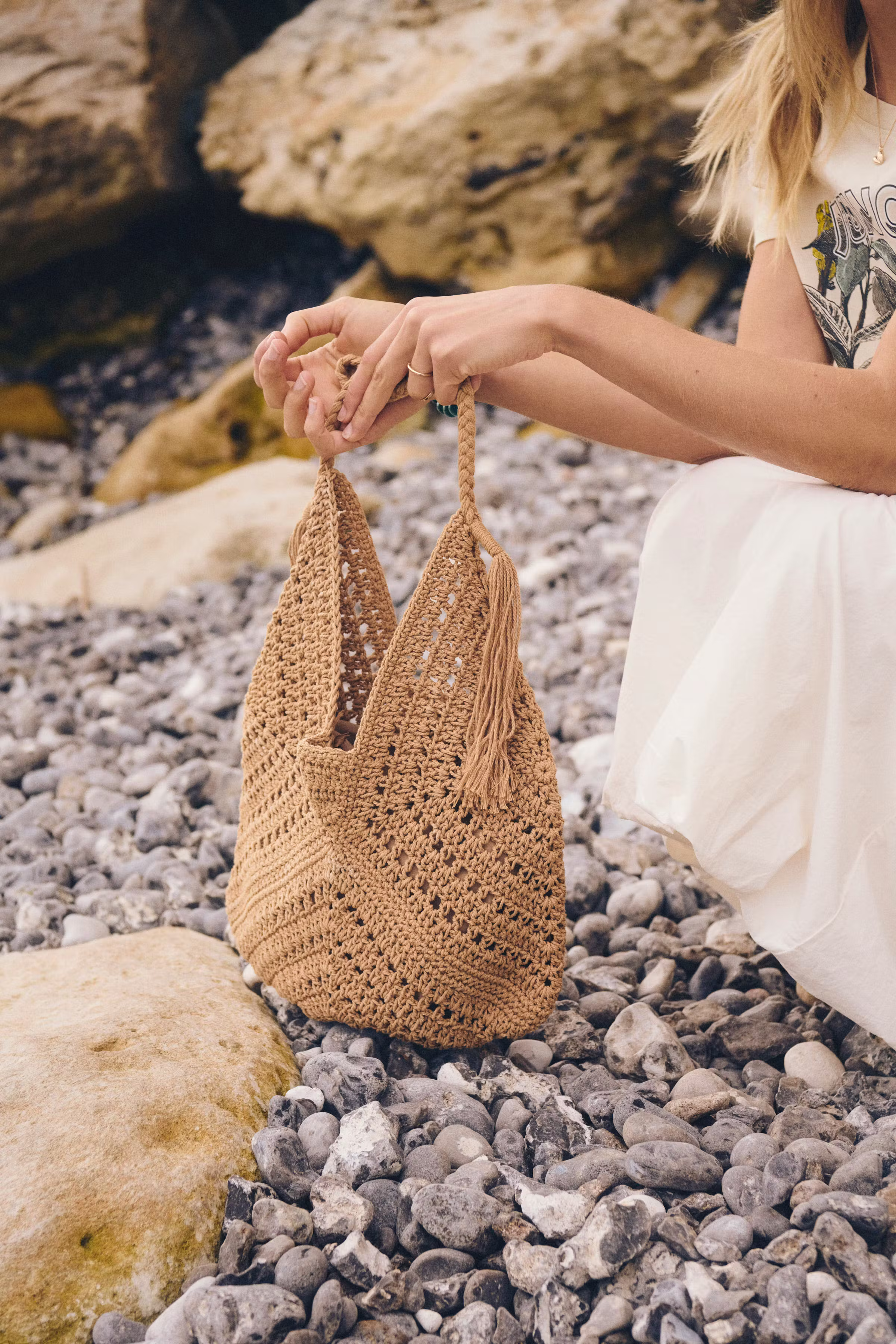 RyaSZ Tas LOCATION NONE 30515073-181029