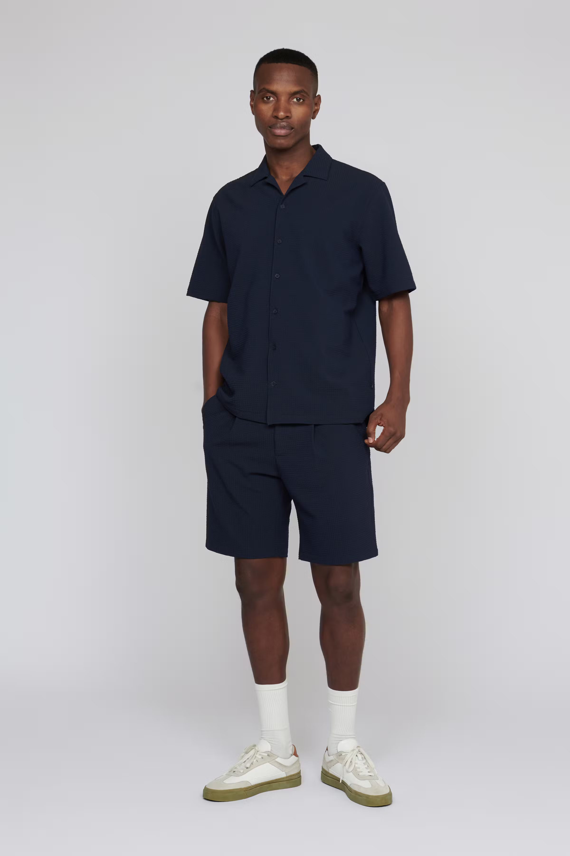 MAjay Shorts LOCATION NONE 30207350-194011