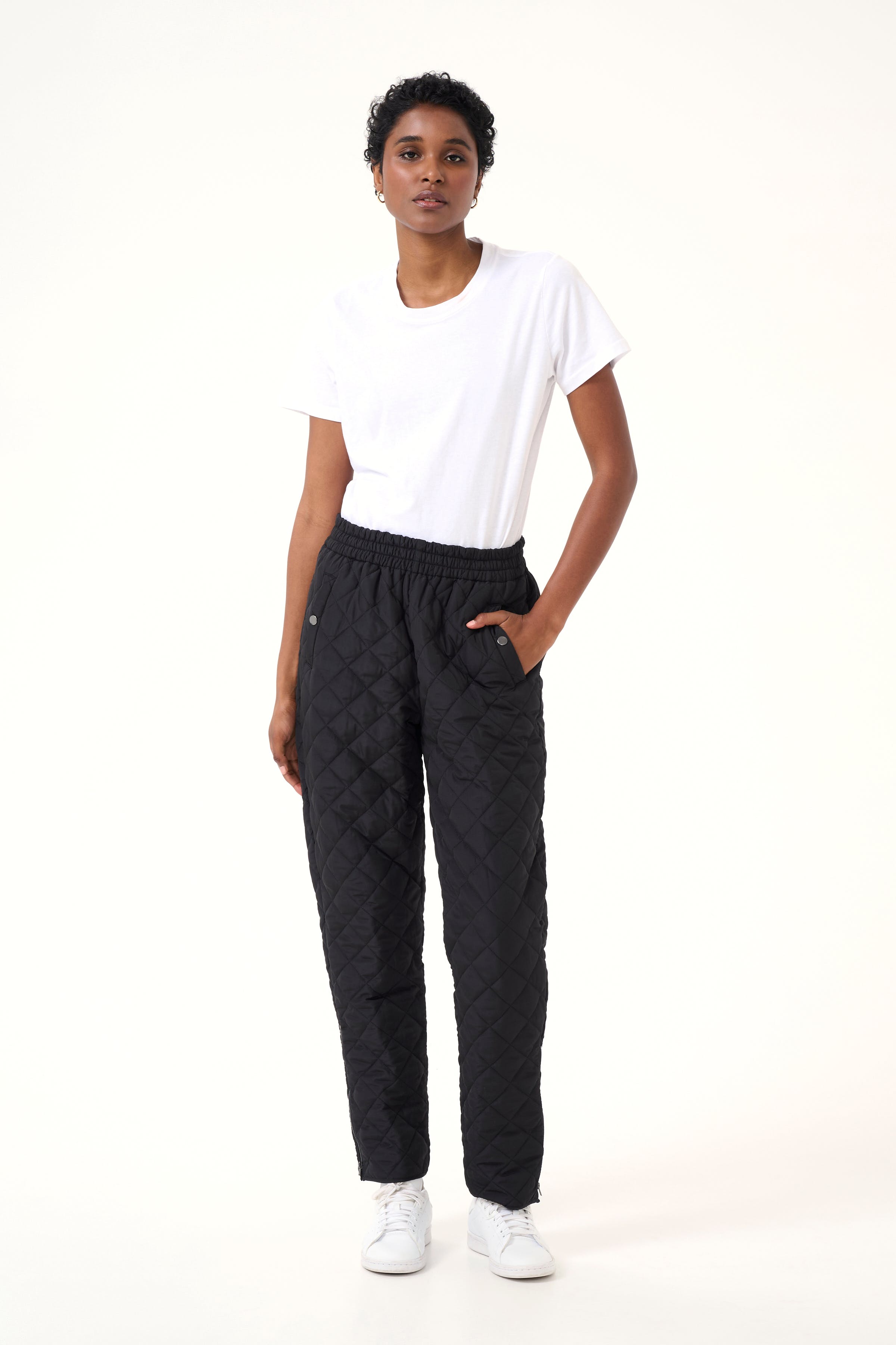 KAseverina Trousers LOOKBOOK FRONT 10509583-100121