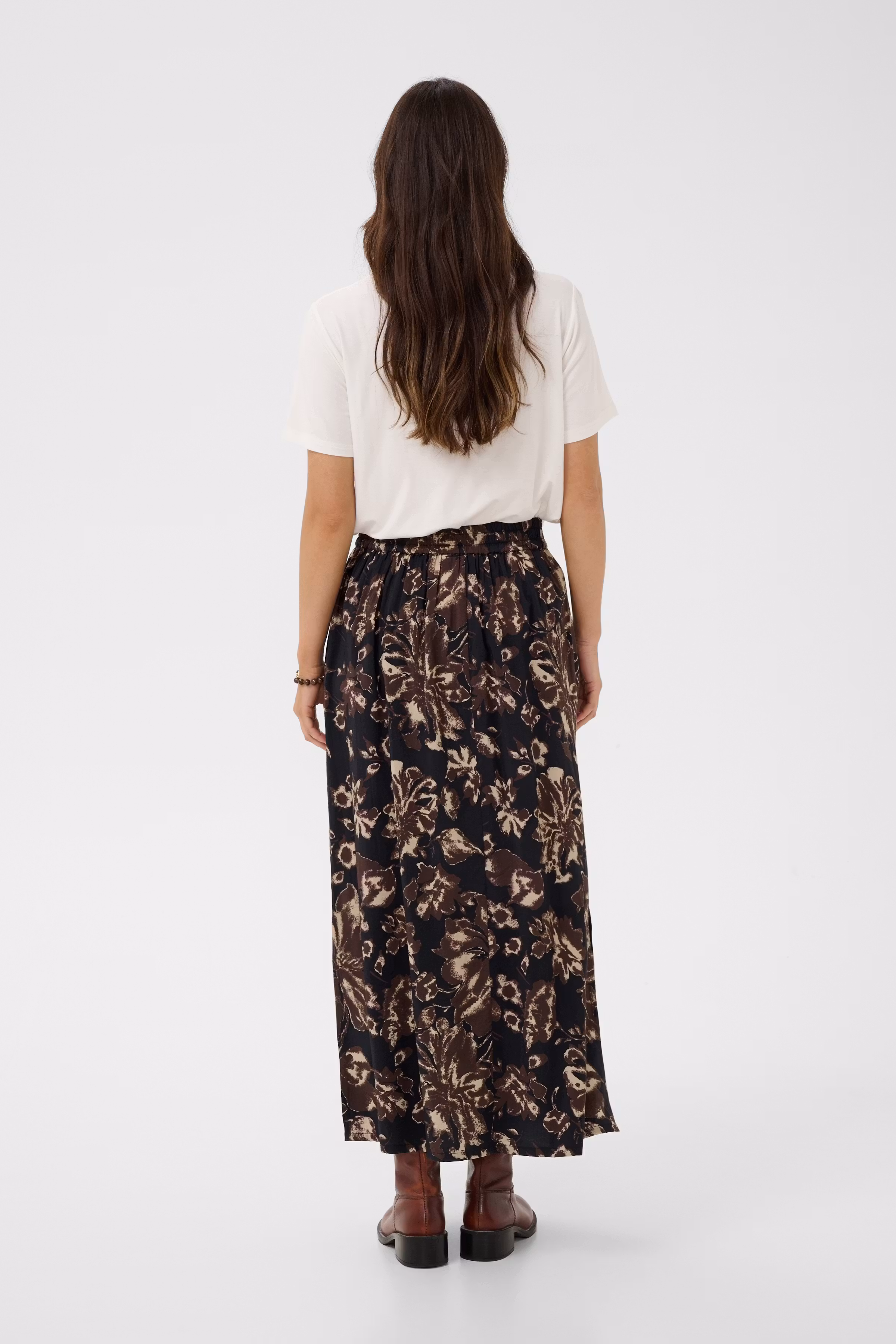 BPmargraret Skirt LOOKBOOK BACK 40200225-1000100