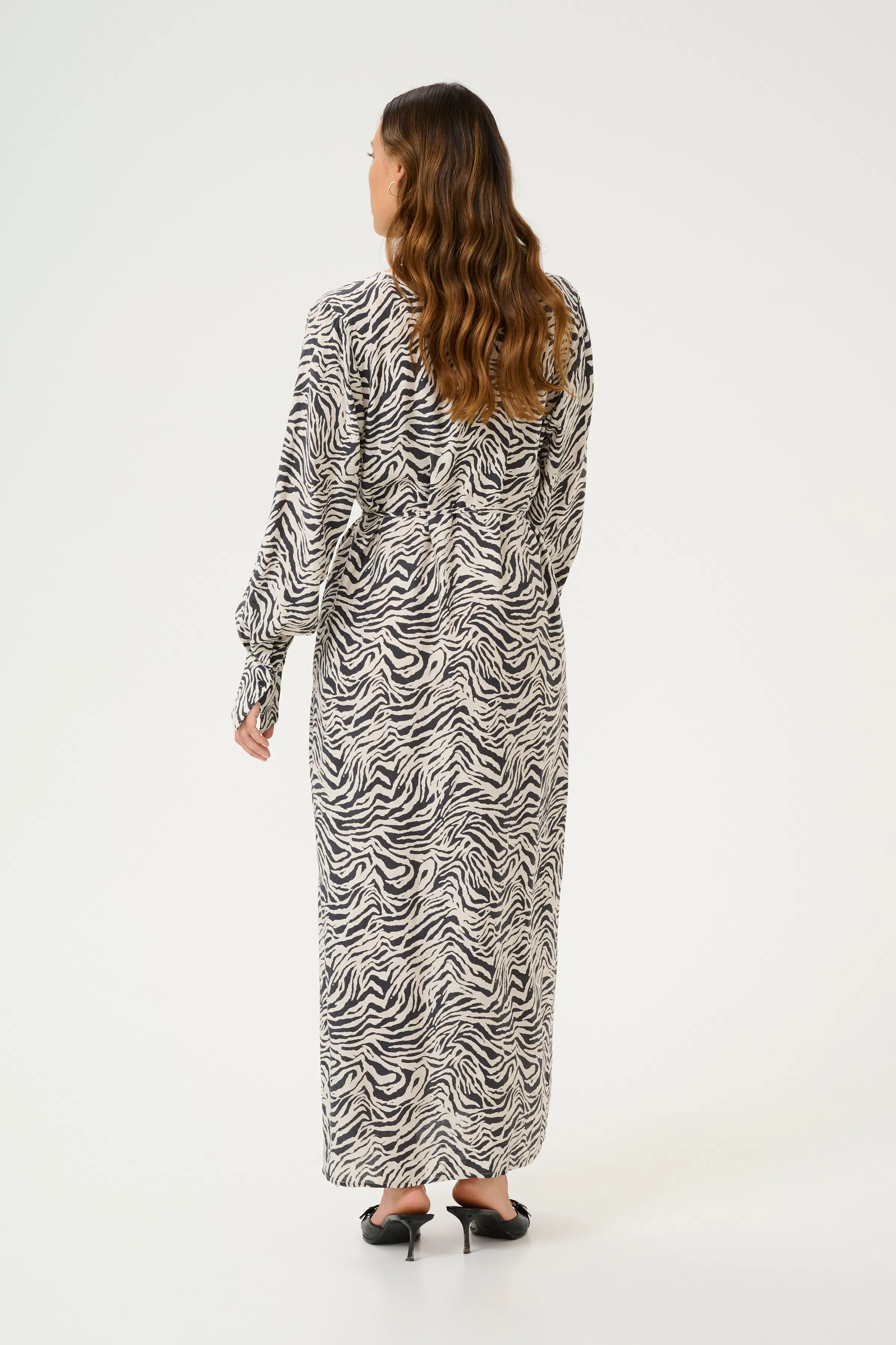 KAjodie Kjole LOOKBOOK BACK 10552359-107186