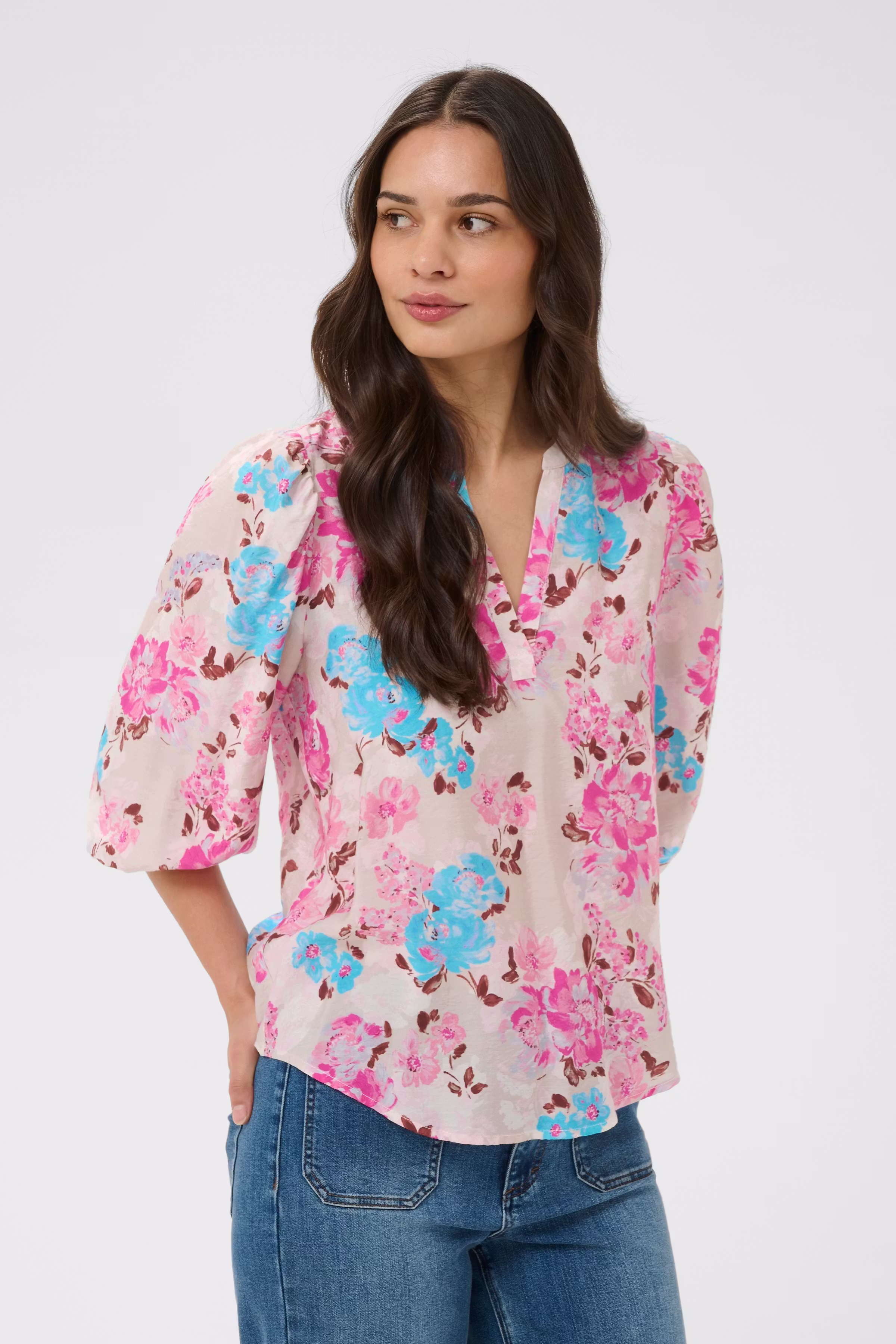 KAhaisley Bluse LOOKBOOK FRONT 10512217-109324