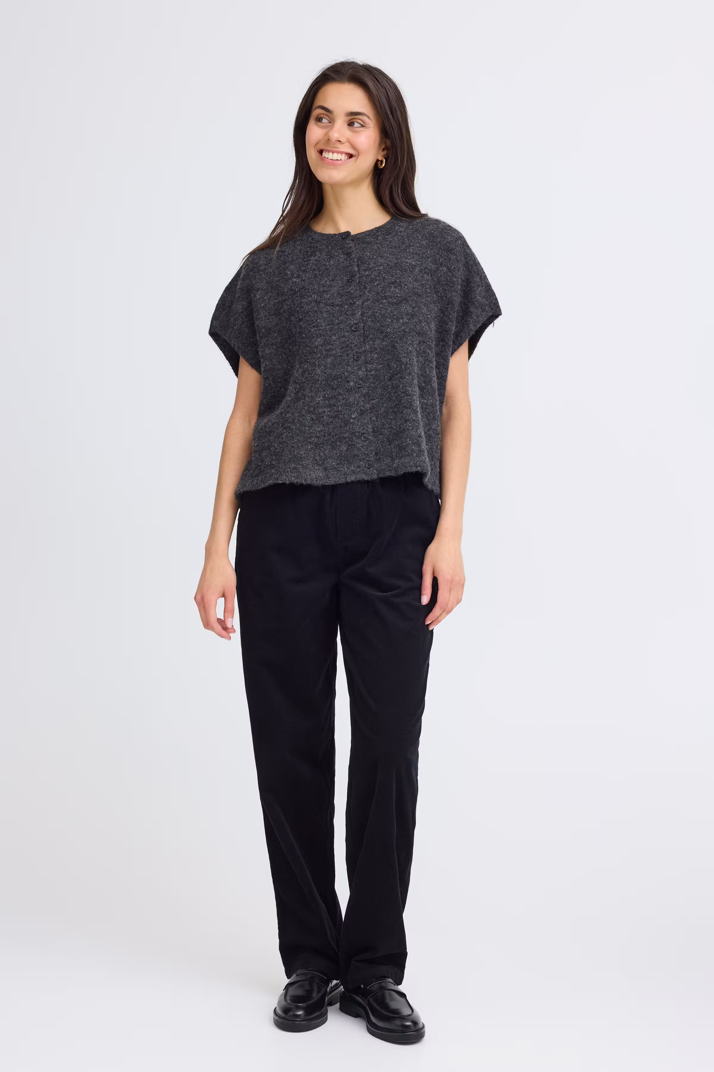 FRSANNY Cardigan LOOKBOOK FRONT 20617049-1806011