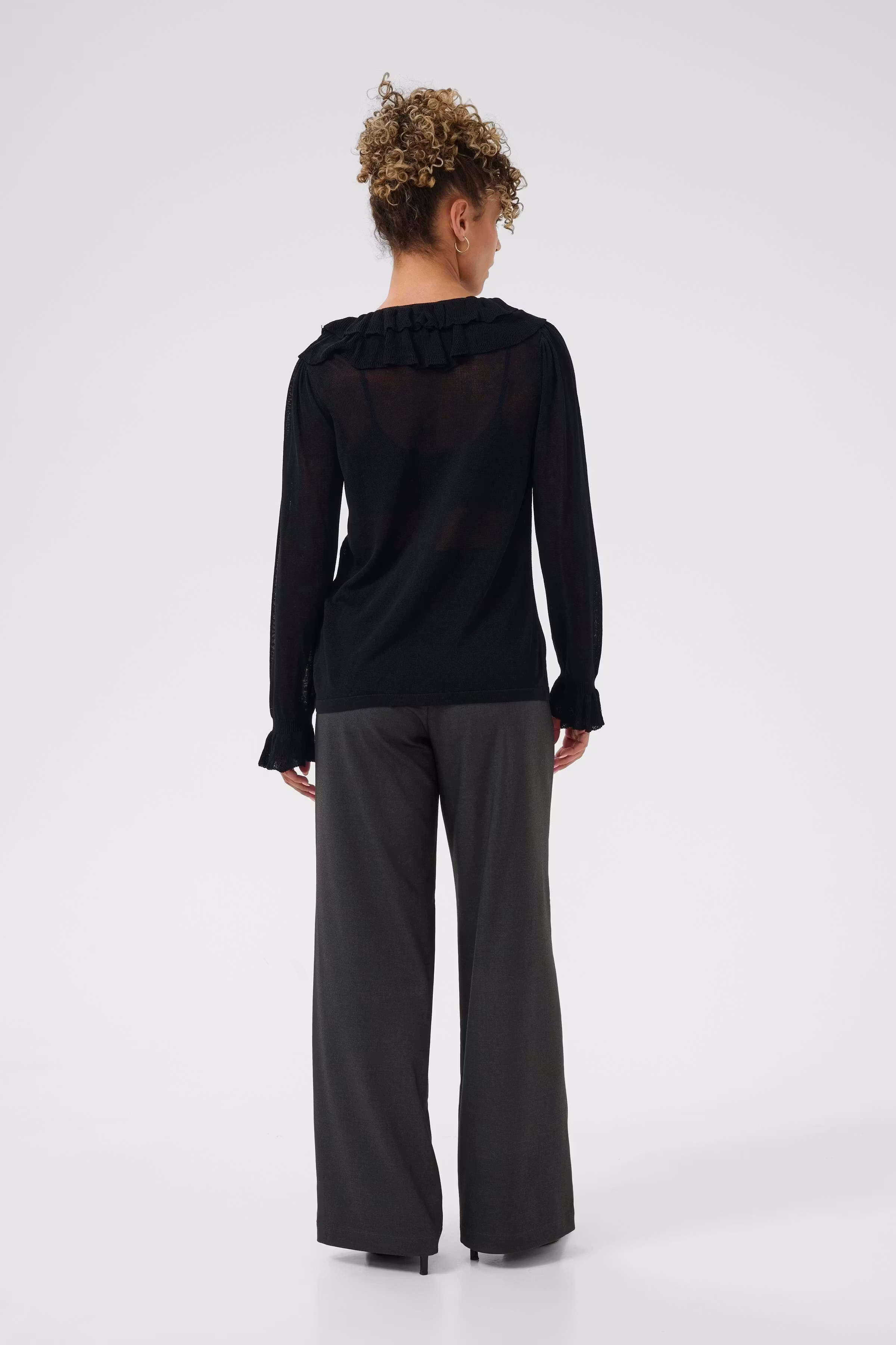 CRMezzino Pullover LOOKBOOK BACK 10614268-100120