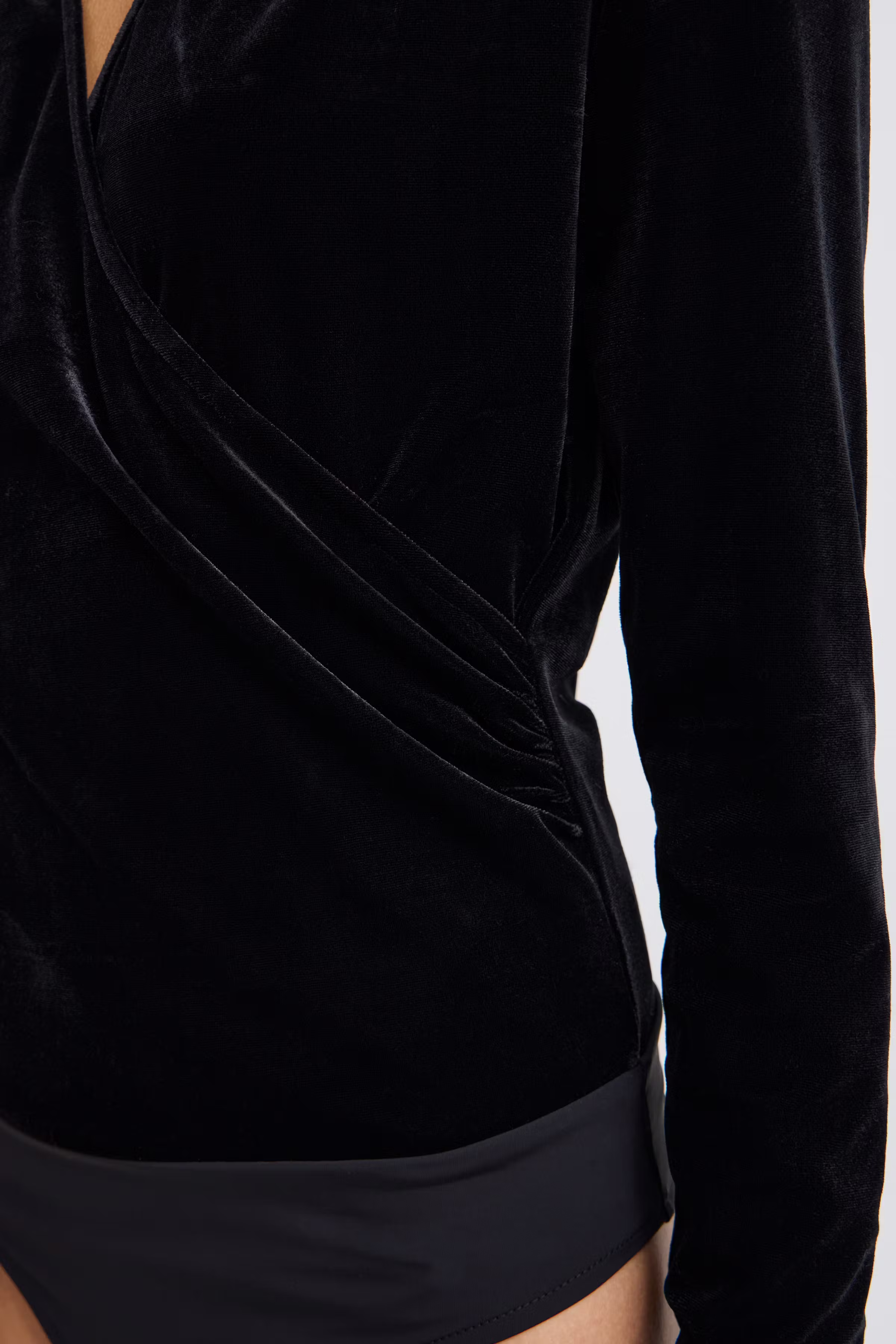 IAKAYITA Body LOOKBOOK DETAIL 20122388-194008