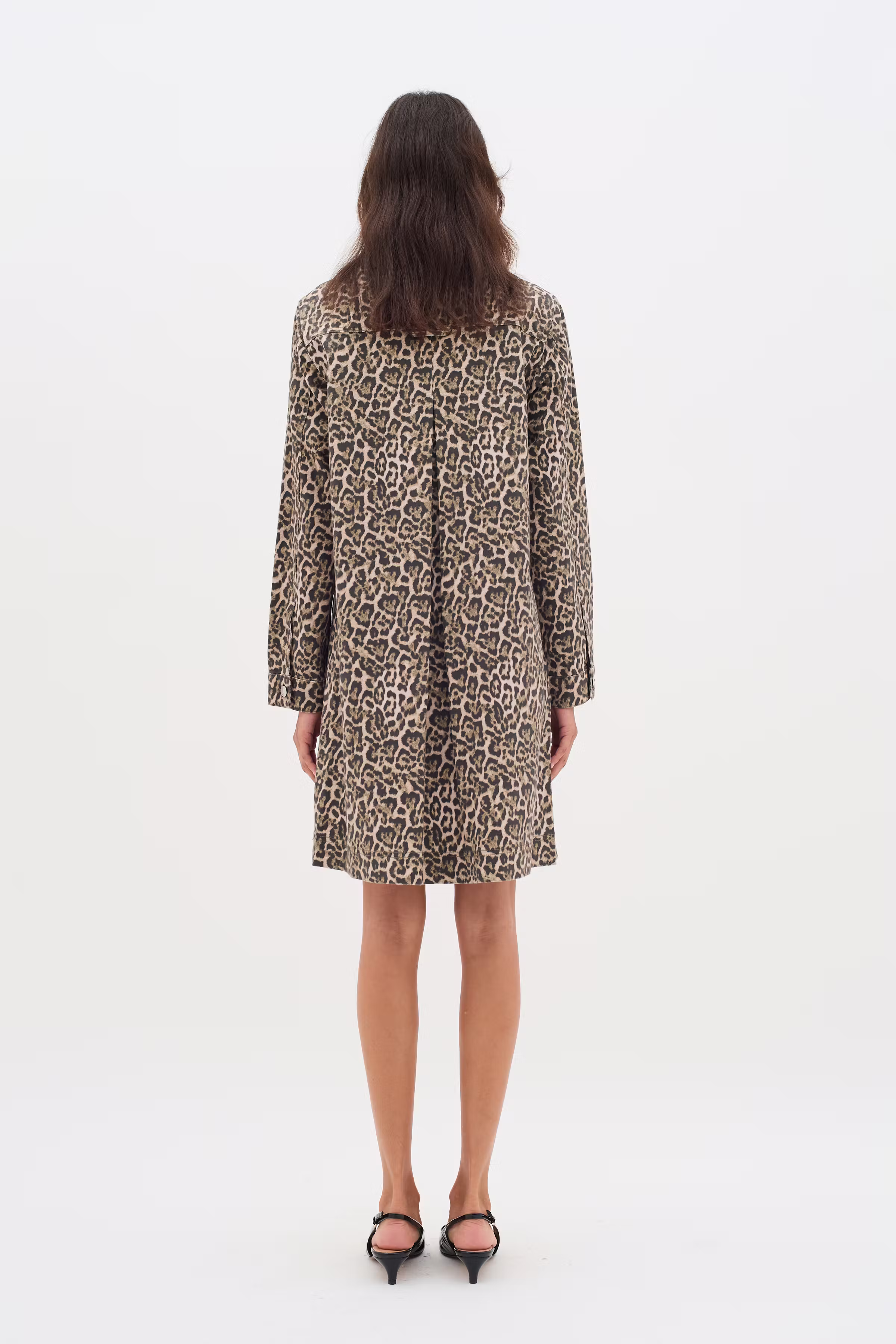 RiverIW Leopard Kjole LOOKBOOK BACK 30110498-300824