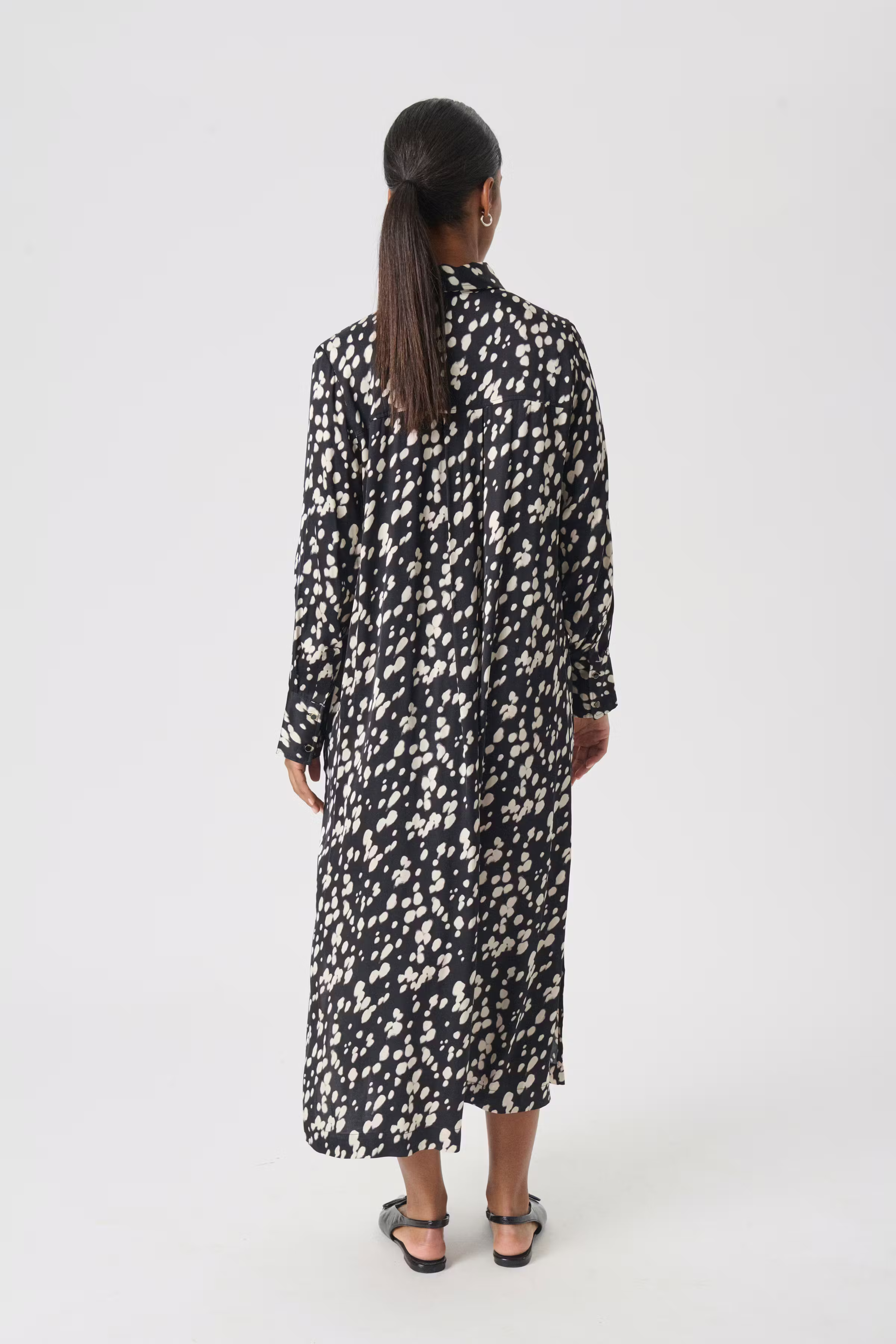 VarnaPW Kjole LOOKBOOK BACK 30310142-304382