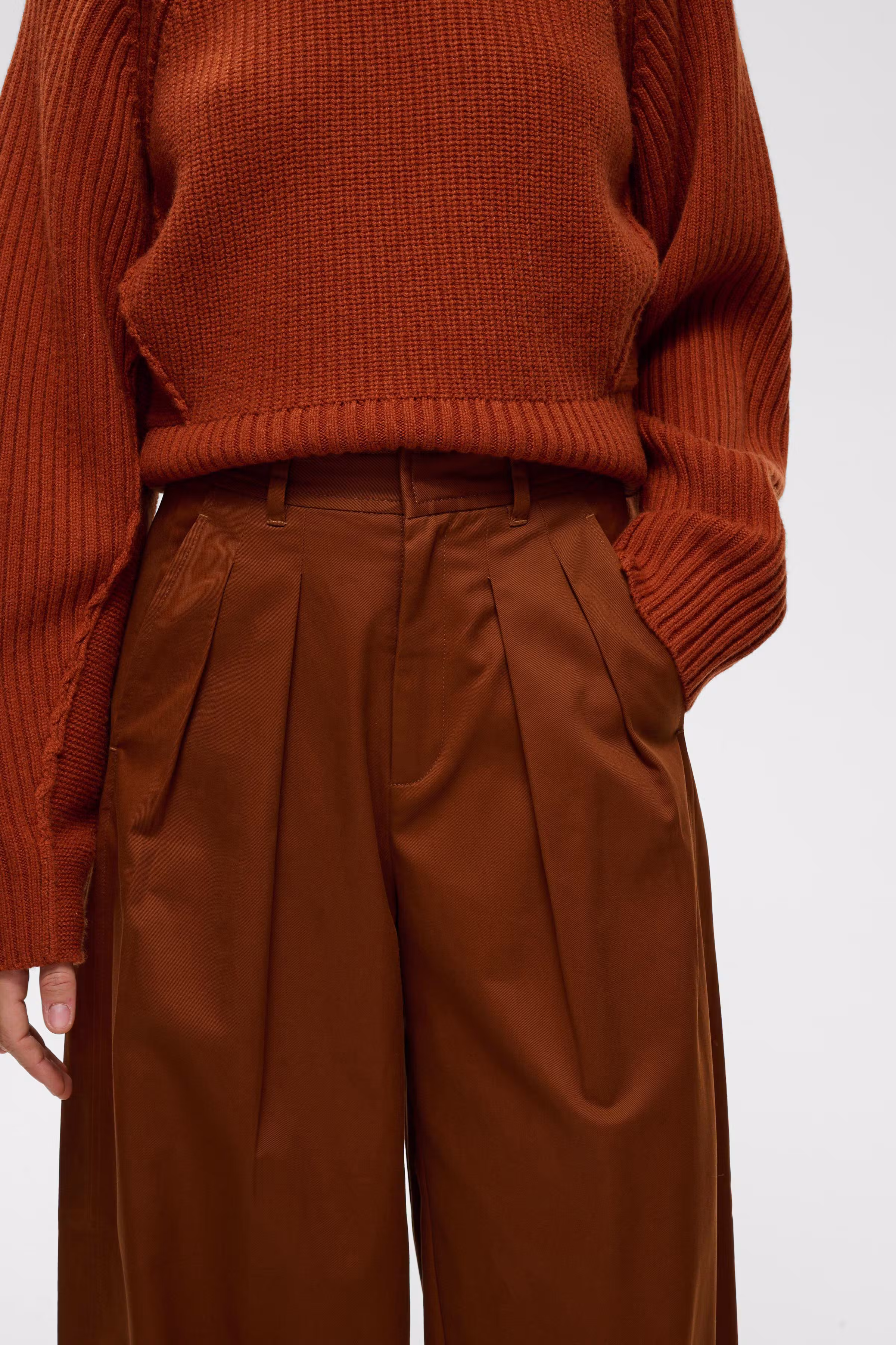 LukkiaIW Barrel pant LOOKBOOK DETAIL 30111445-900018755