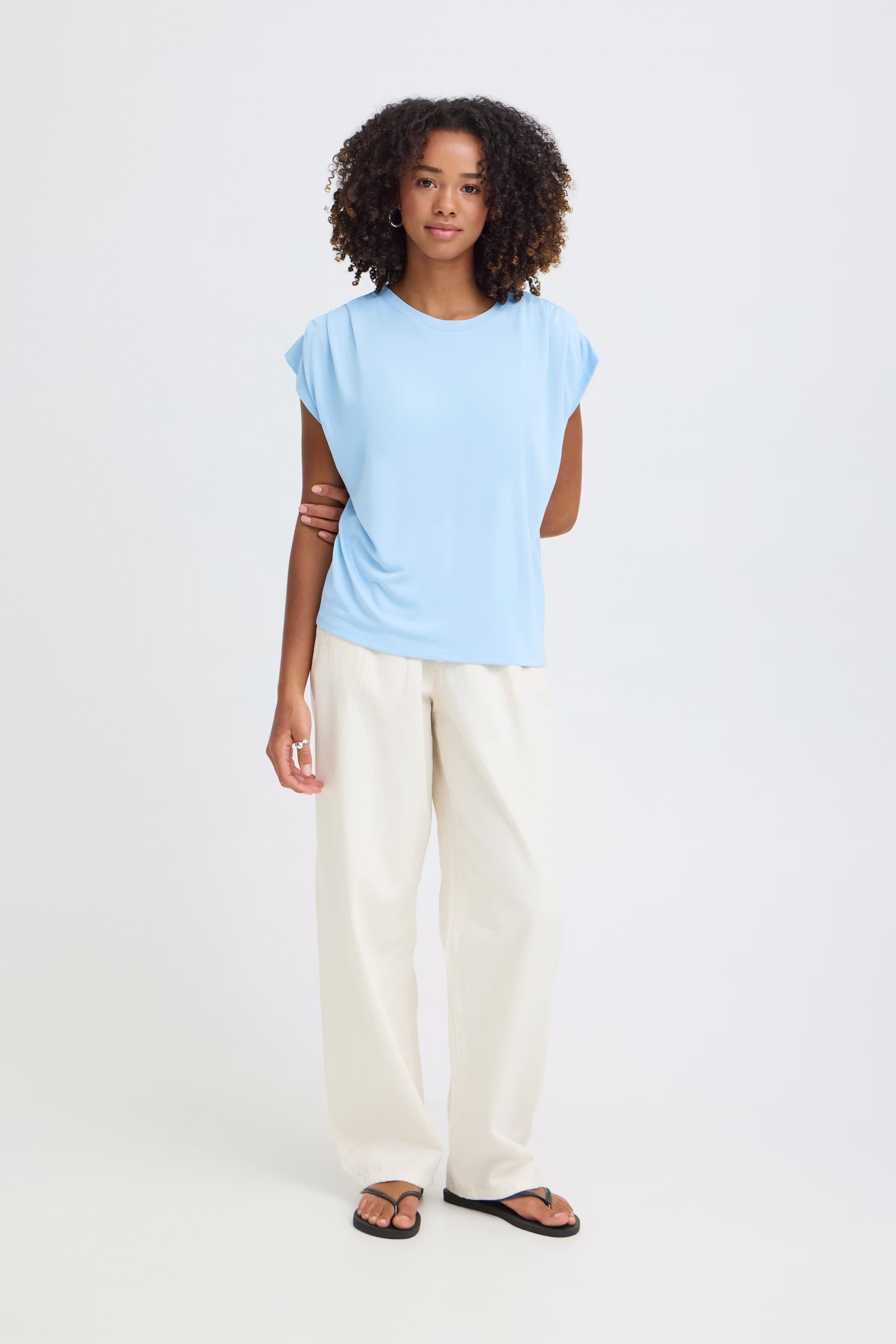 IHLISKEN Top LOOKBOOK FRONT 20114138-144214