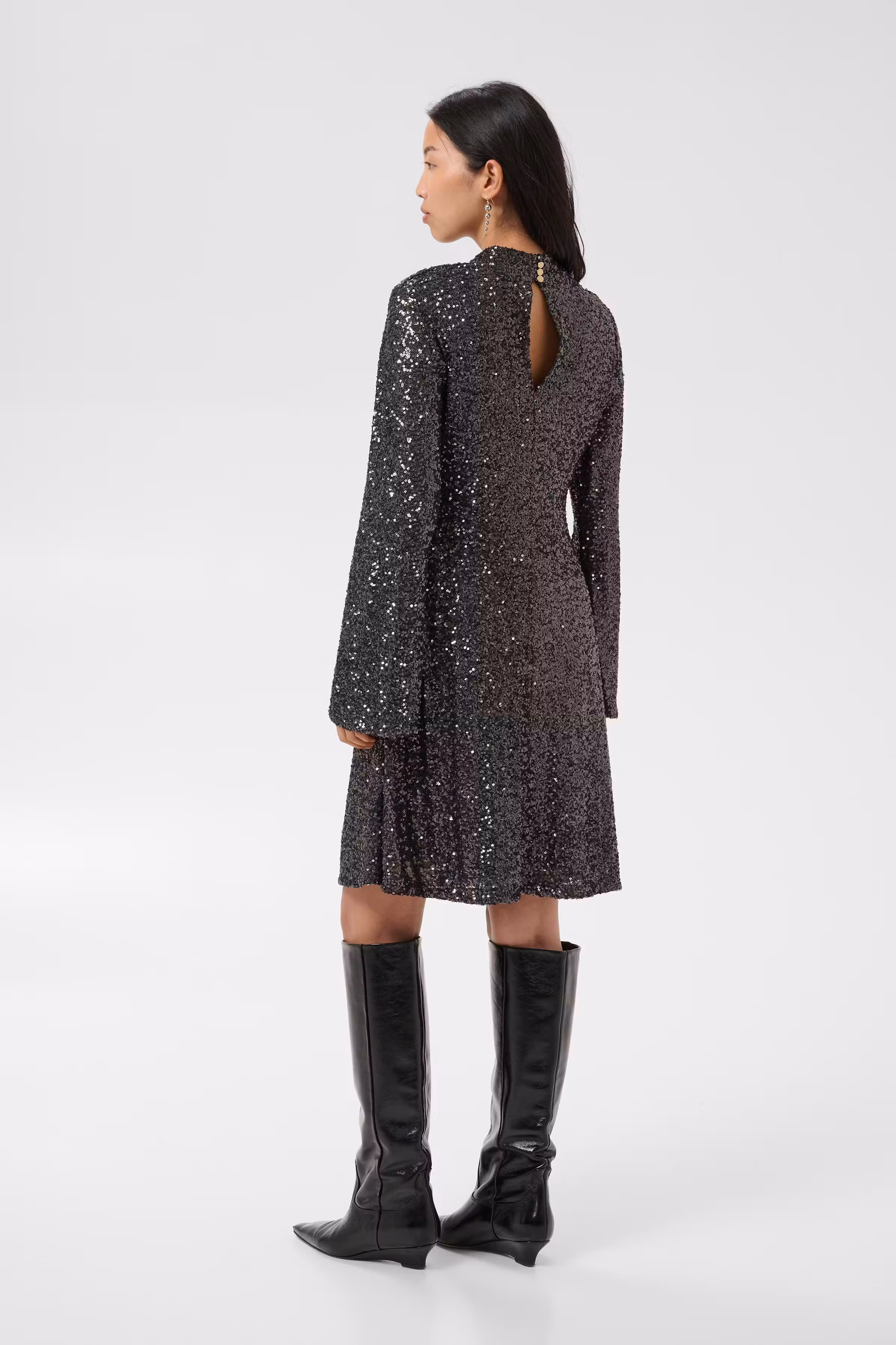DilysPW Kjole LOOKBOOK BACK 30310974-191101