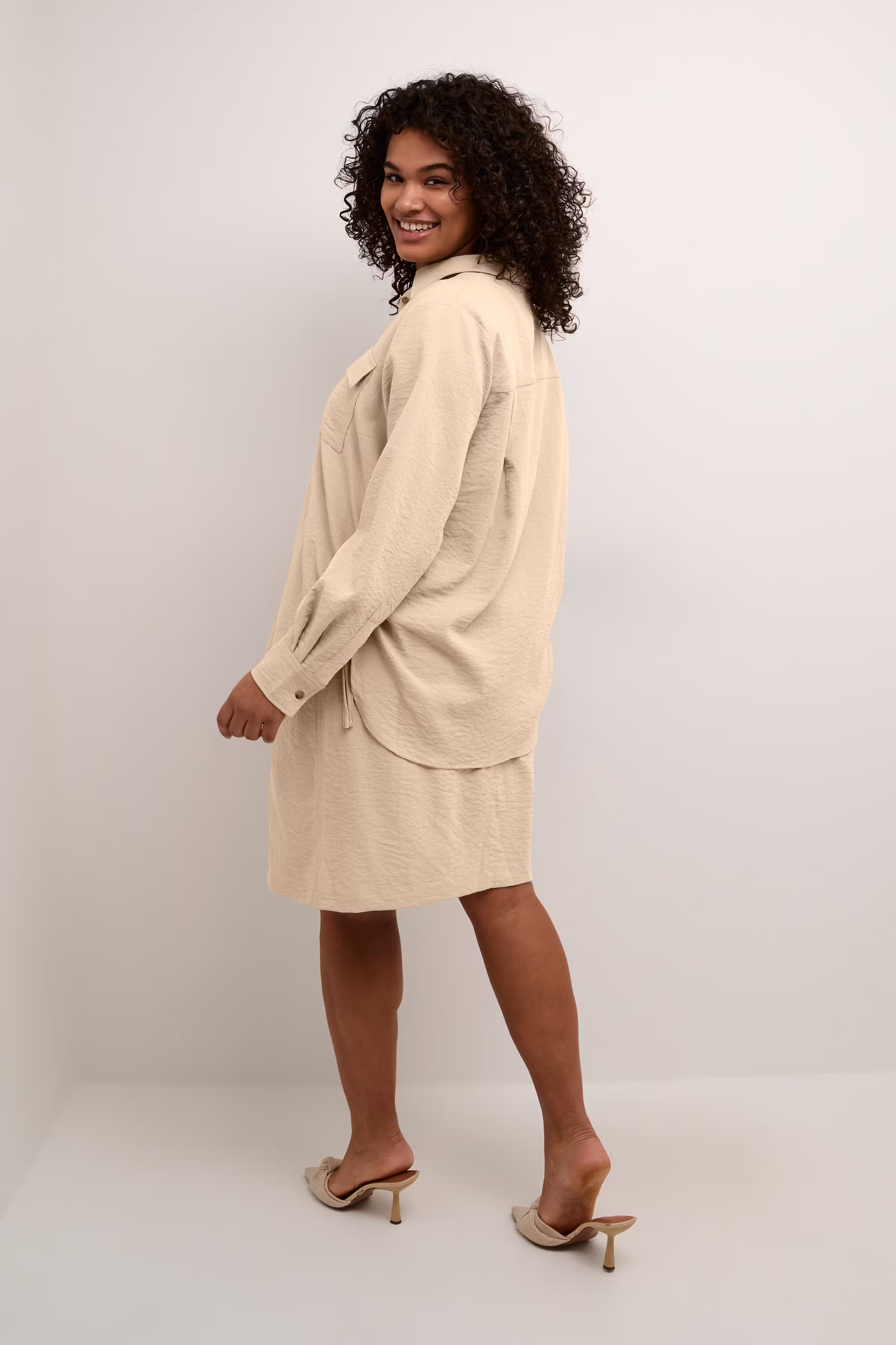 KCmaja Shirt LOOKBOOK BACK 10582317-151305