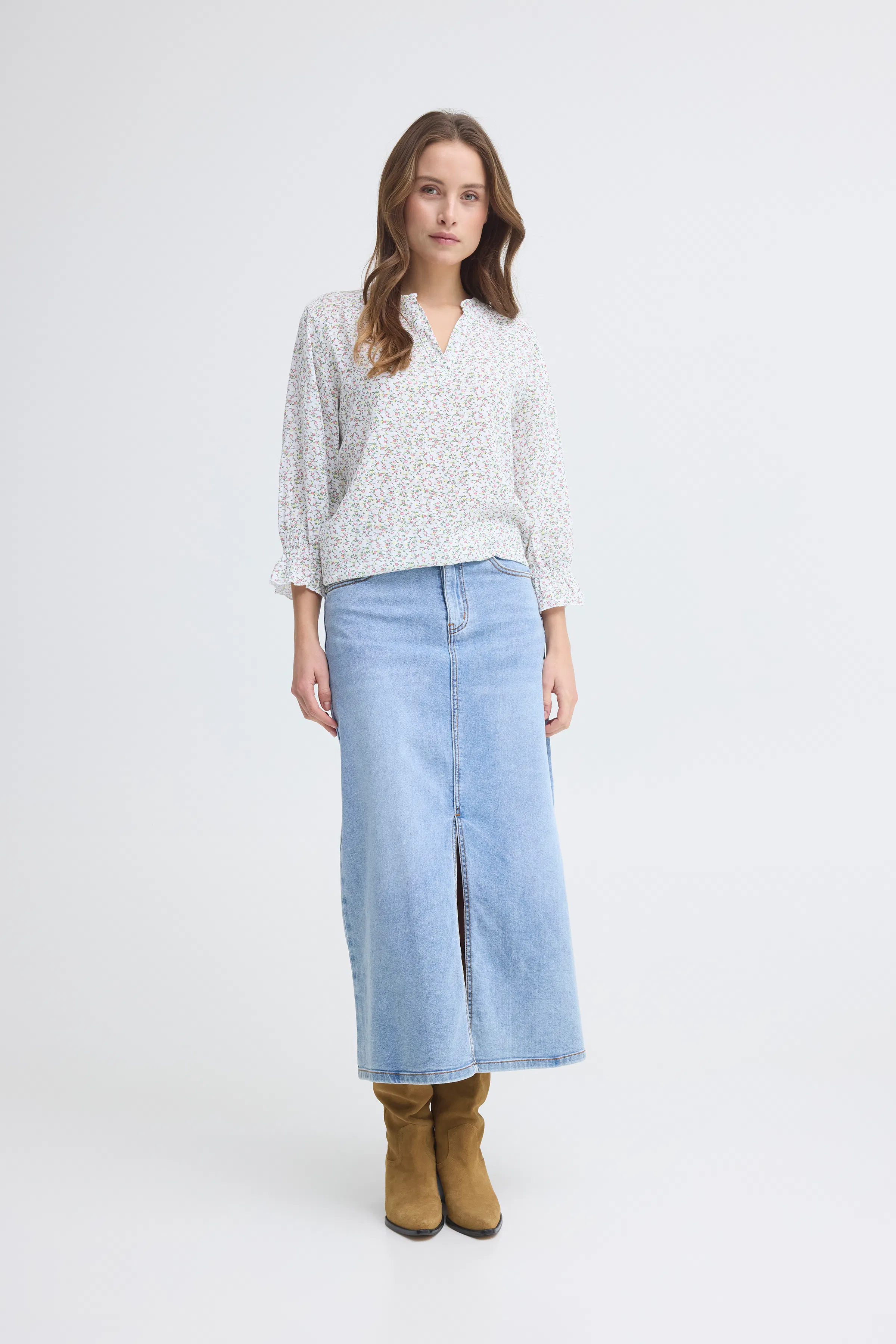SBALEXA Blus LOOKBOOK FRONT 22101168-110602