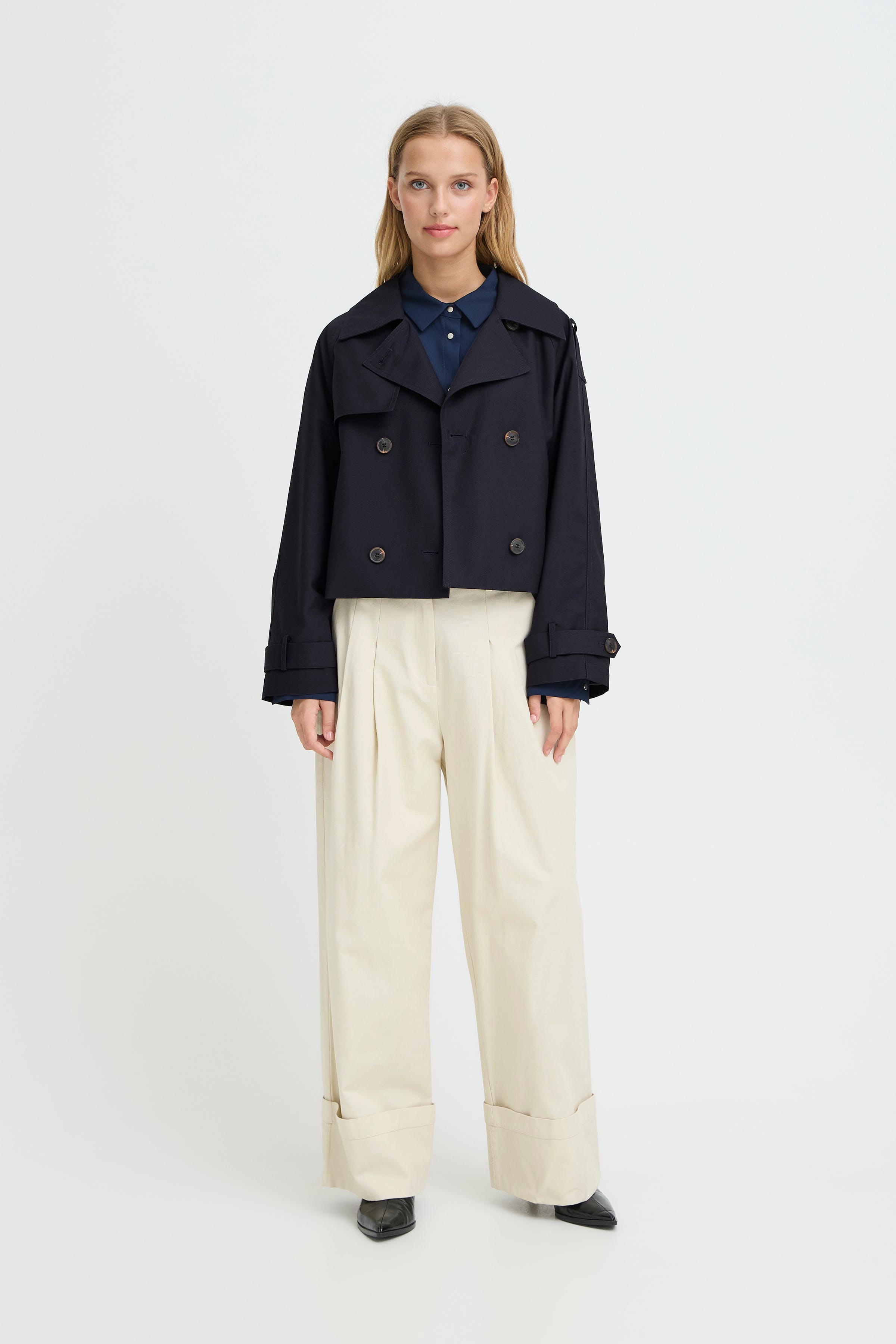 IHEPARZA Jacke LOOKBOOK FRONT 20122214-194013