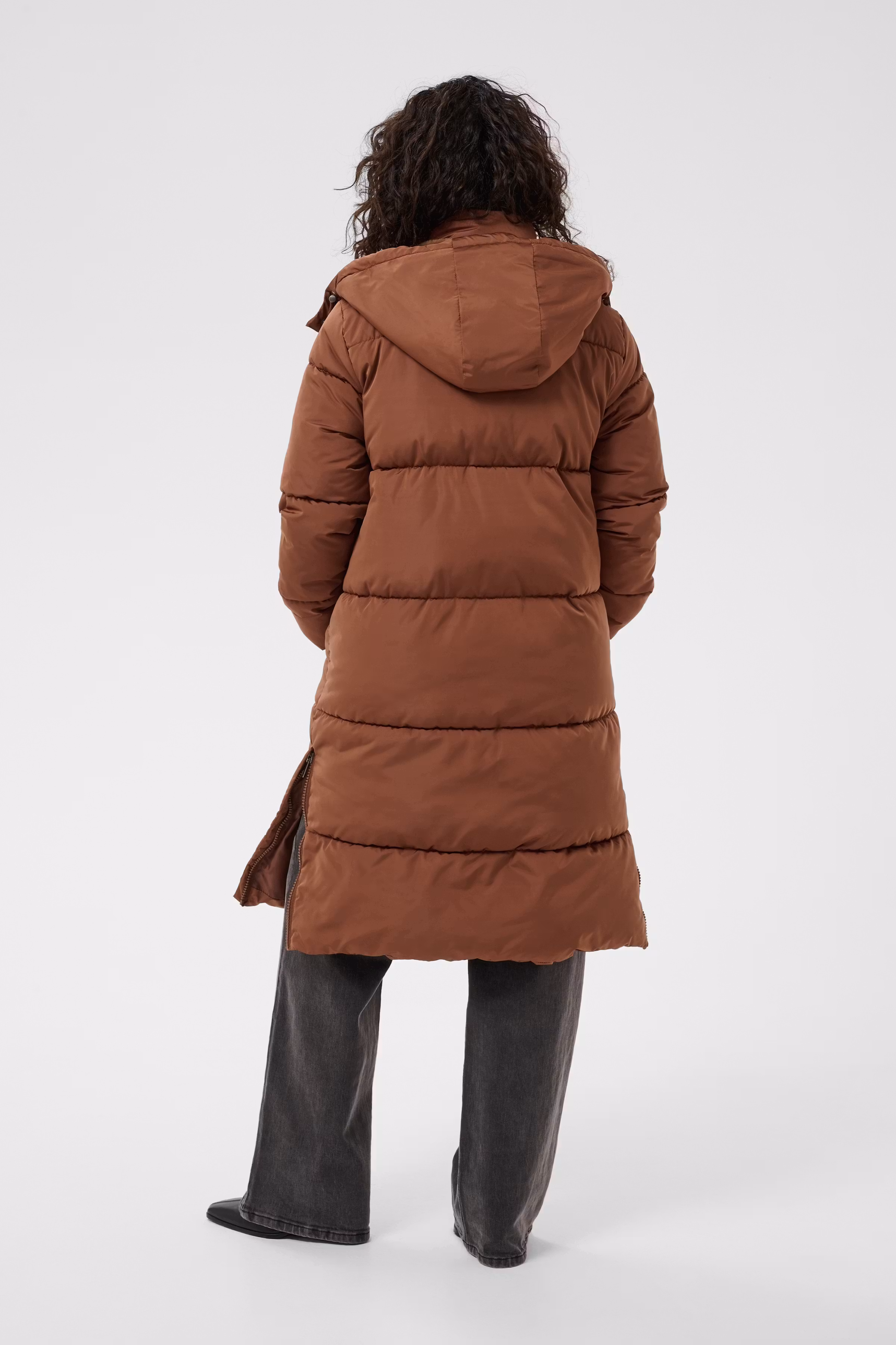 KAnikalui Coat LOOKBOOK BACK 10511827-191230