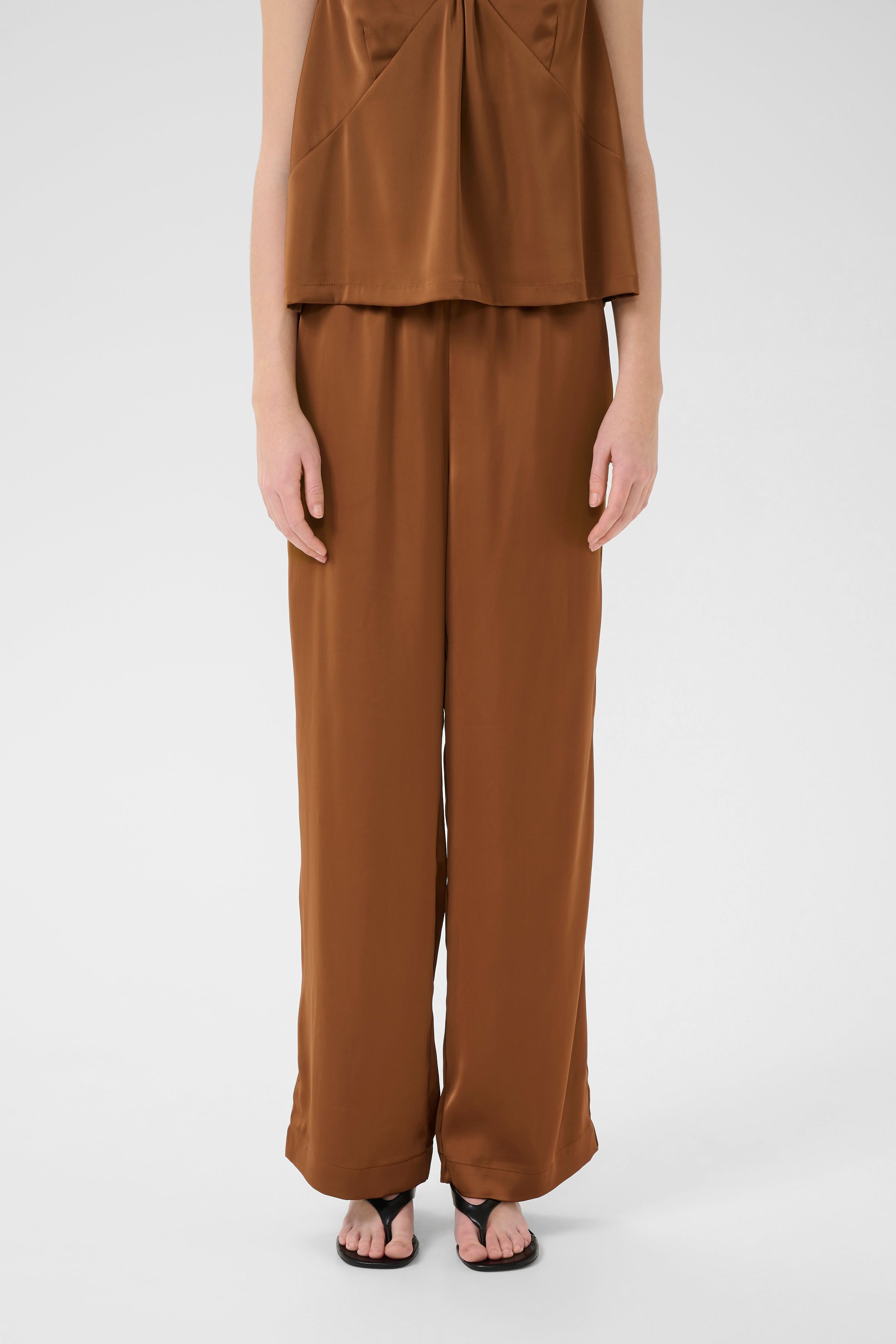 GZjessie Trousers LOOKBOOK FRONT 10910262-191227