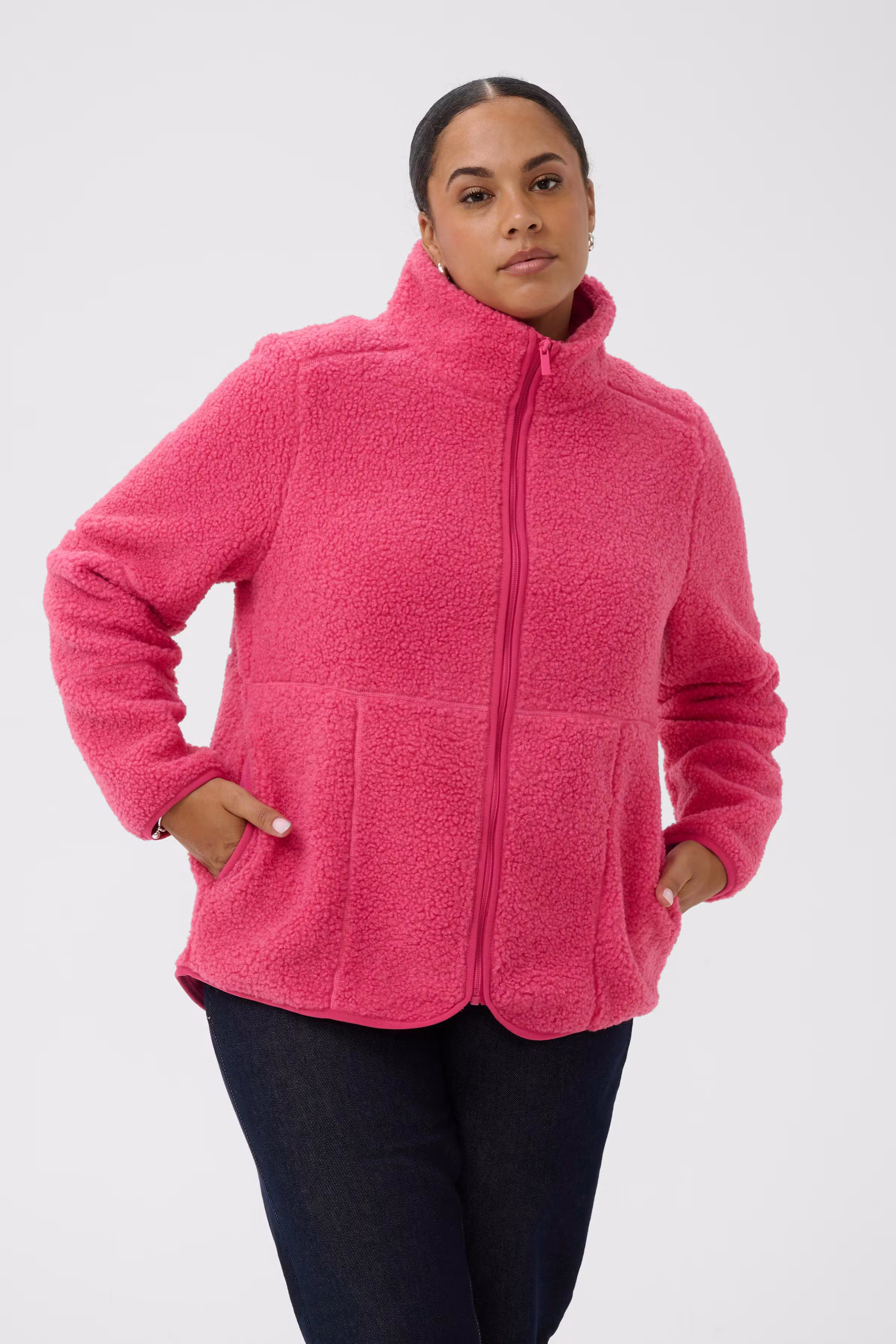 KCcanilla Outerwear LOOKBOOK FRONT 10584946-182120