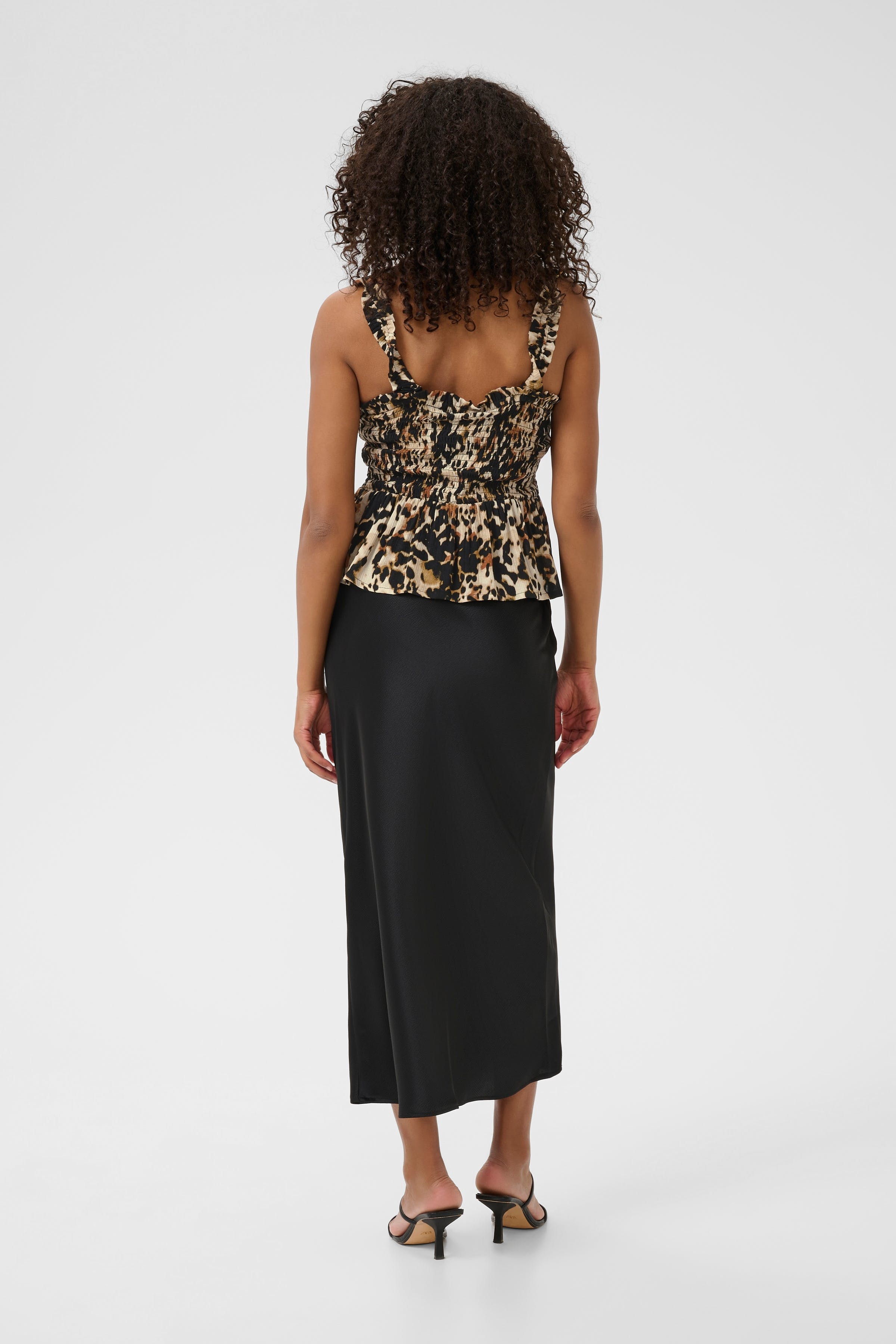 KAamber Top LOOKBOOK BACK 10508629-107550