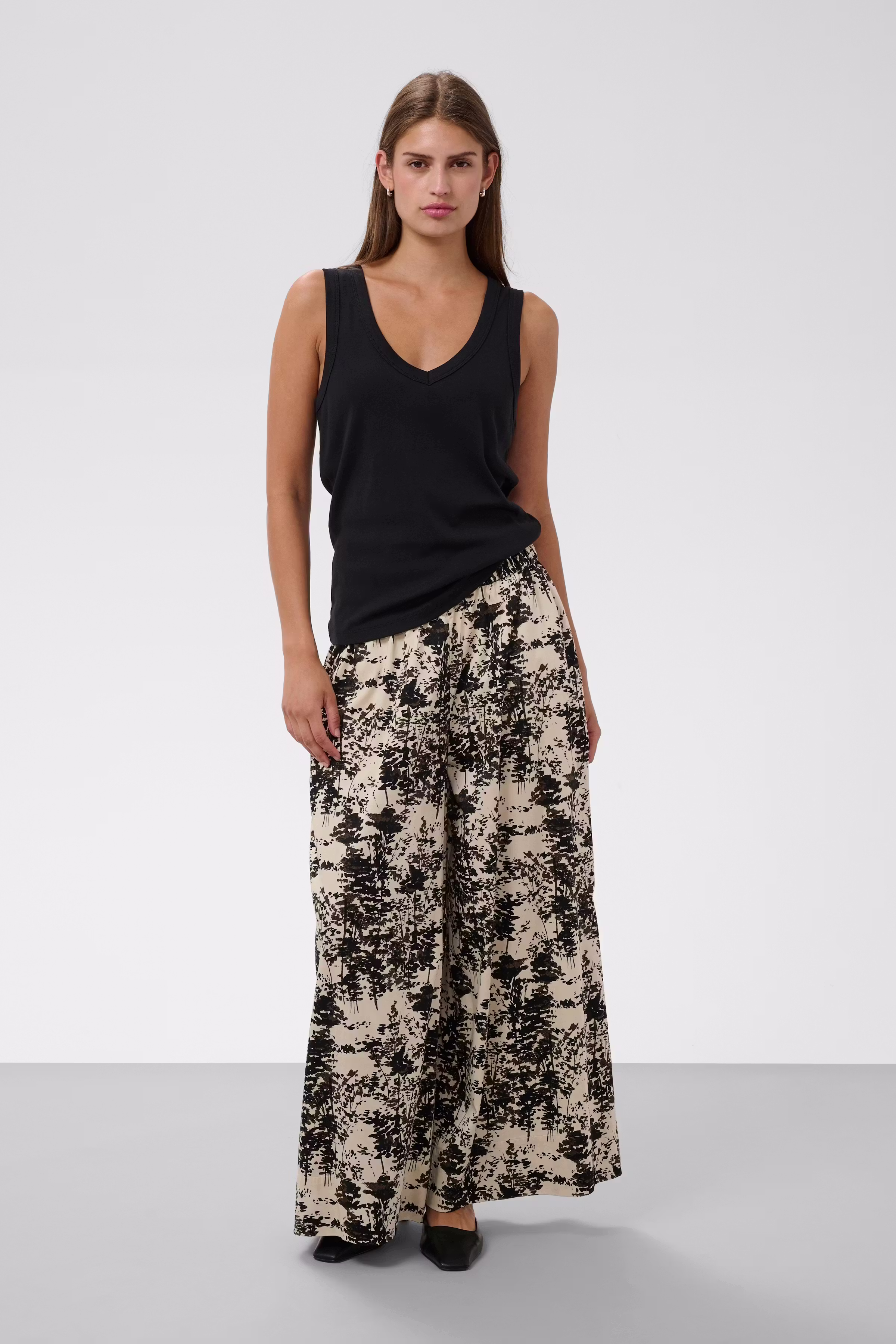 SLNaelle Hose LOOKBOOK FRONT 30409405-305085