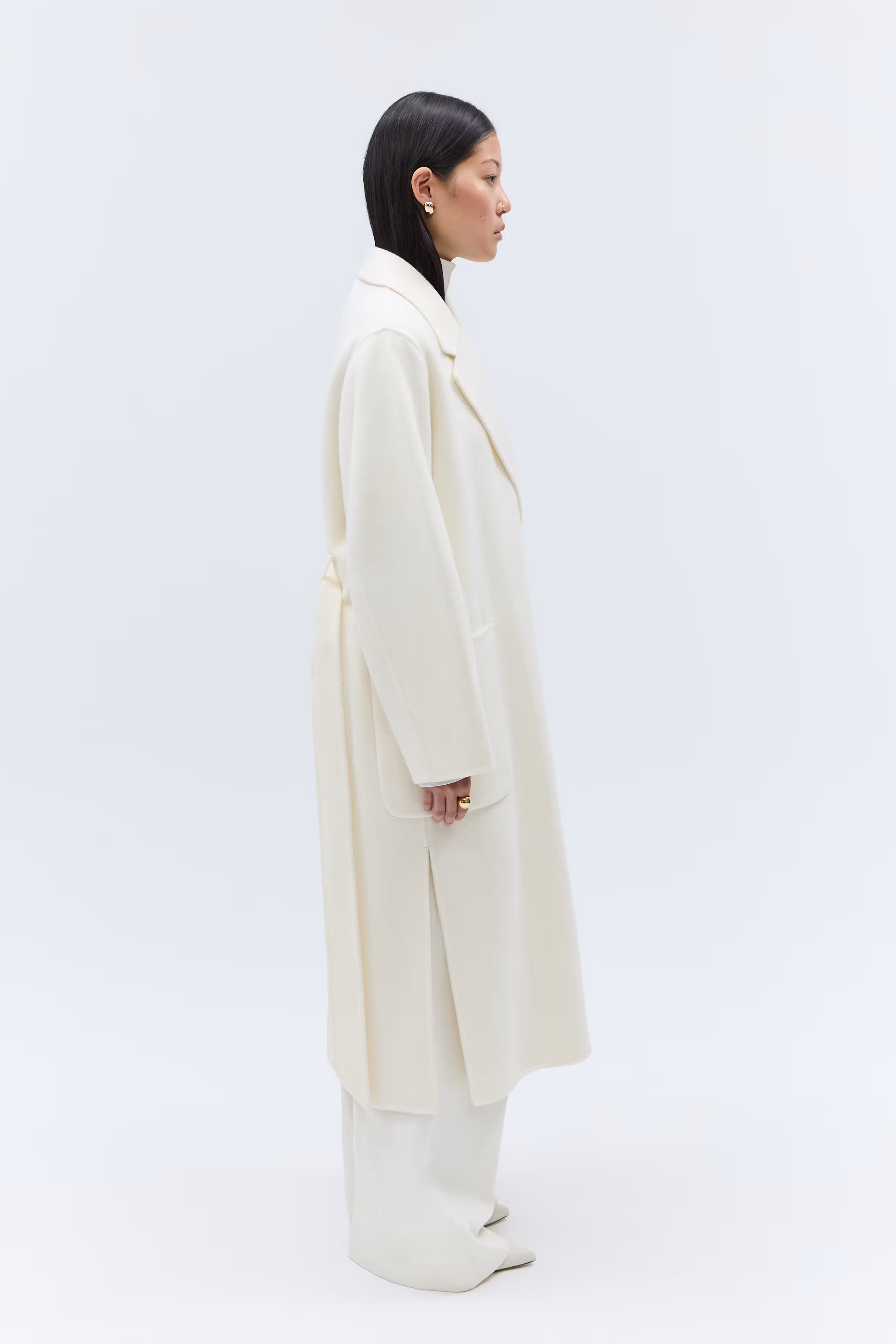 IOCelia Coat LOOKBOOK FRONT 30600089-WH015