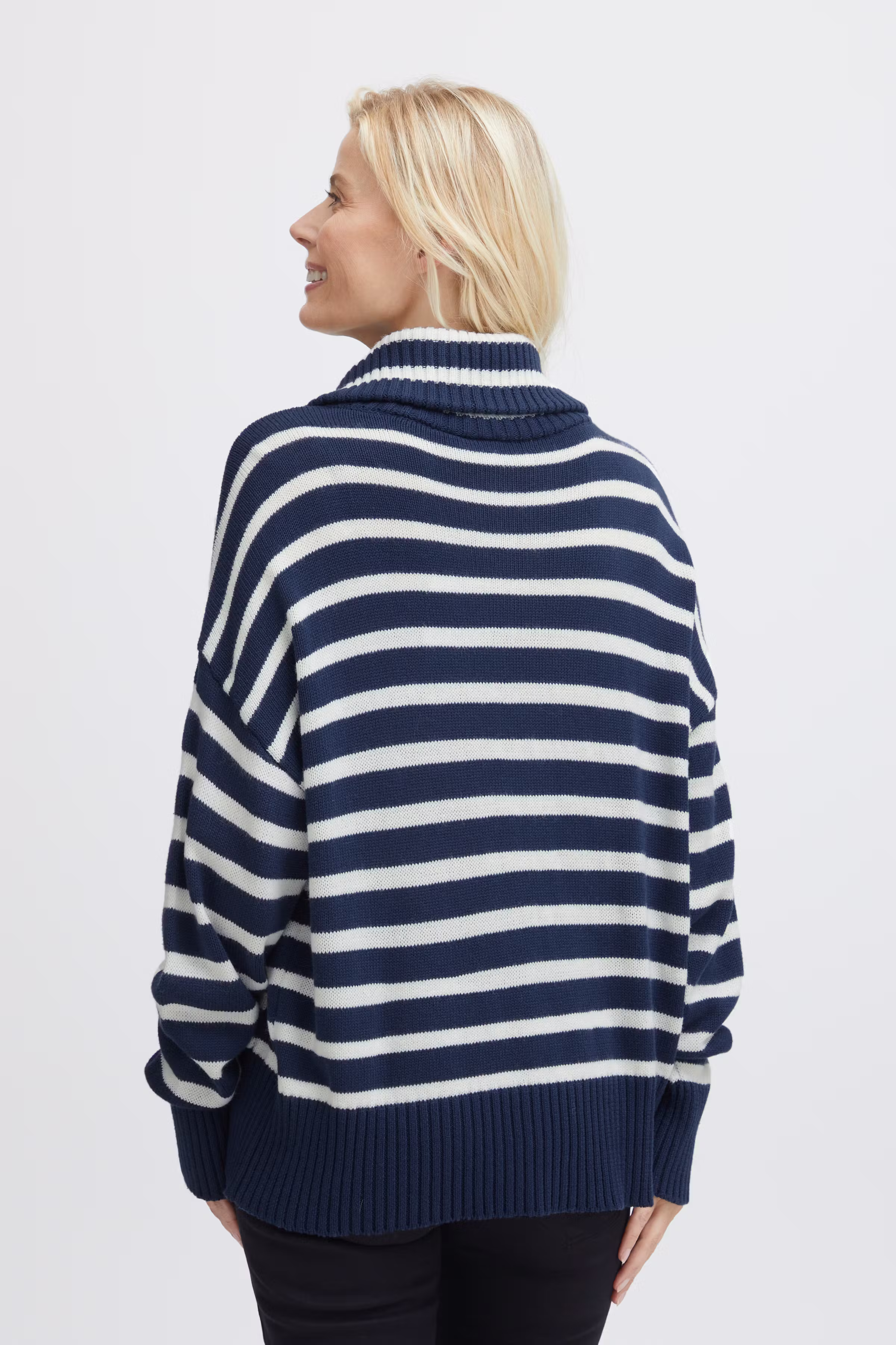 FRADELE Pullover LOOKBOOK BACK 20612584-200103