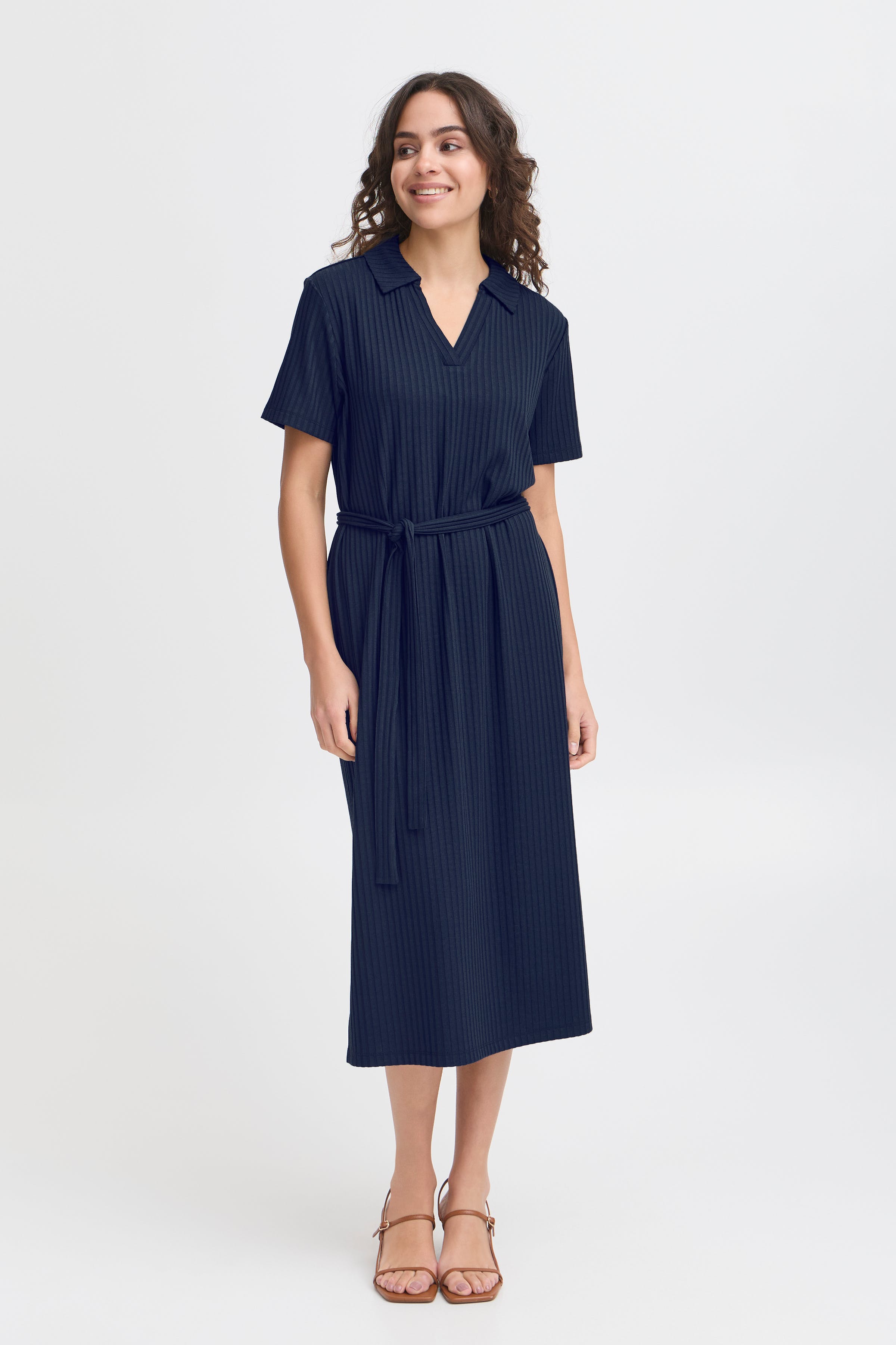 FRZAHIA Kjole LOOKBOOK FRONT 20615725-193923
