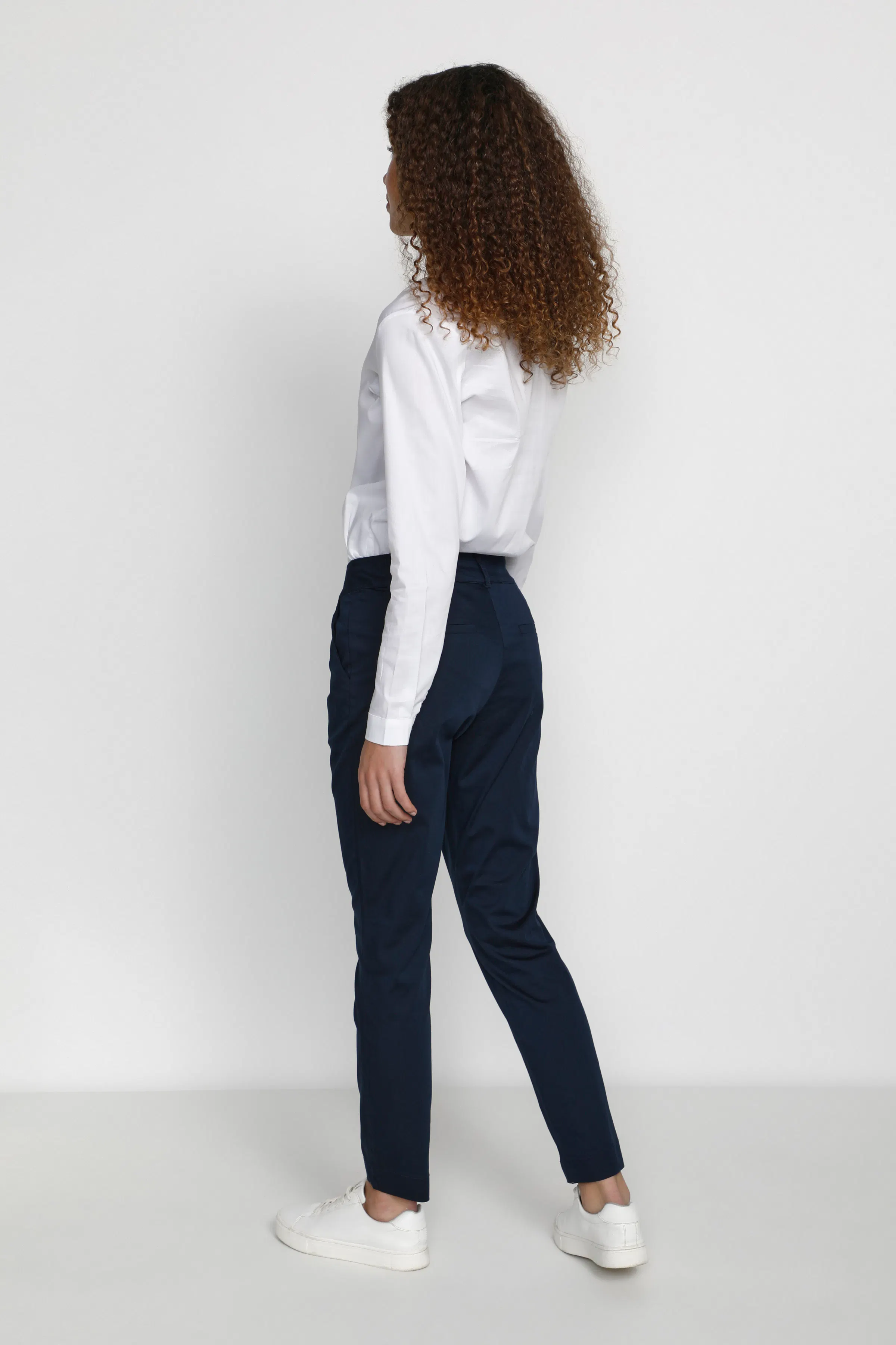 KAlea Bukser LOOKBOOK BACK 10505191-194020