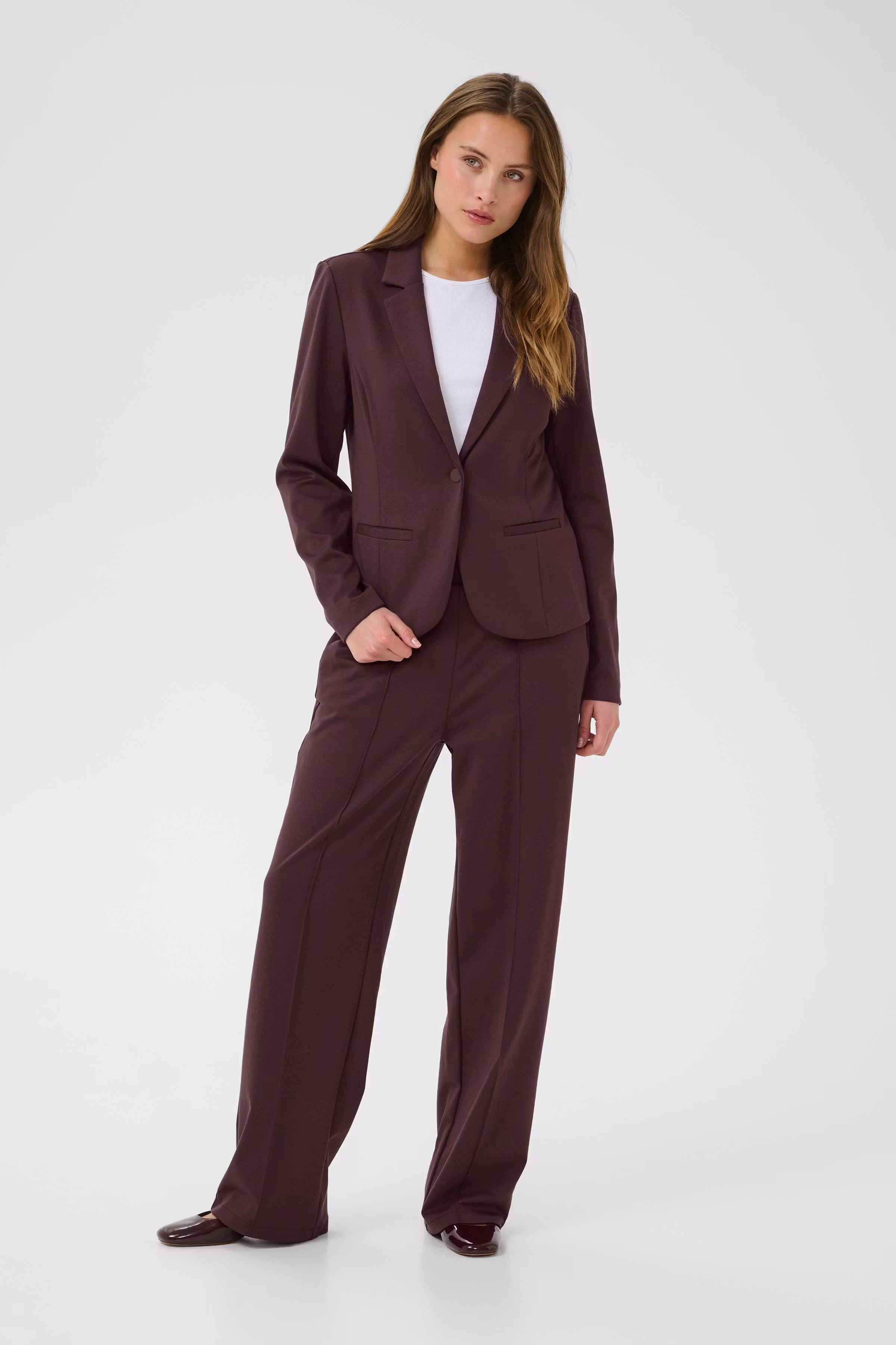 KAjenny Straight Bukser LOOKBOOK FRONT 10508621-191619