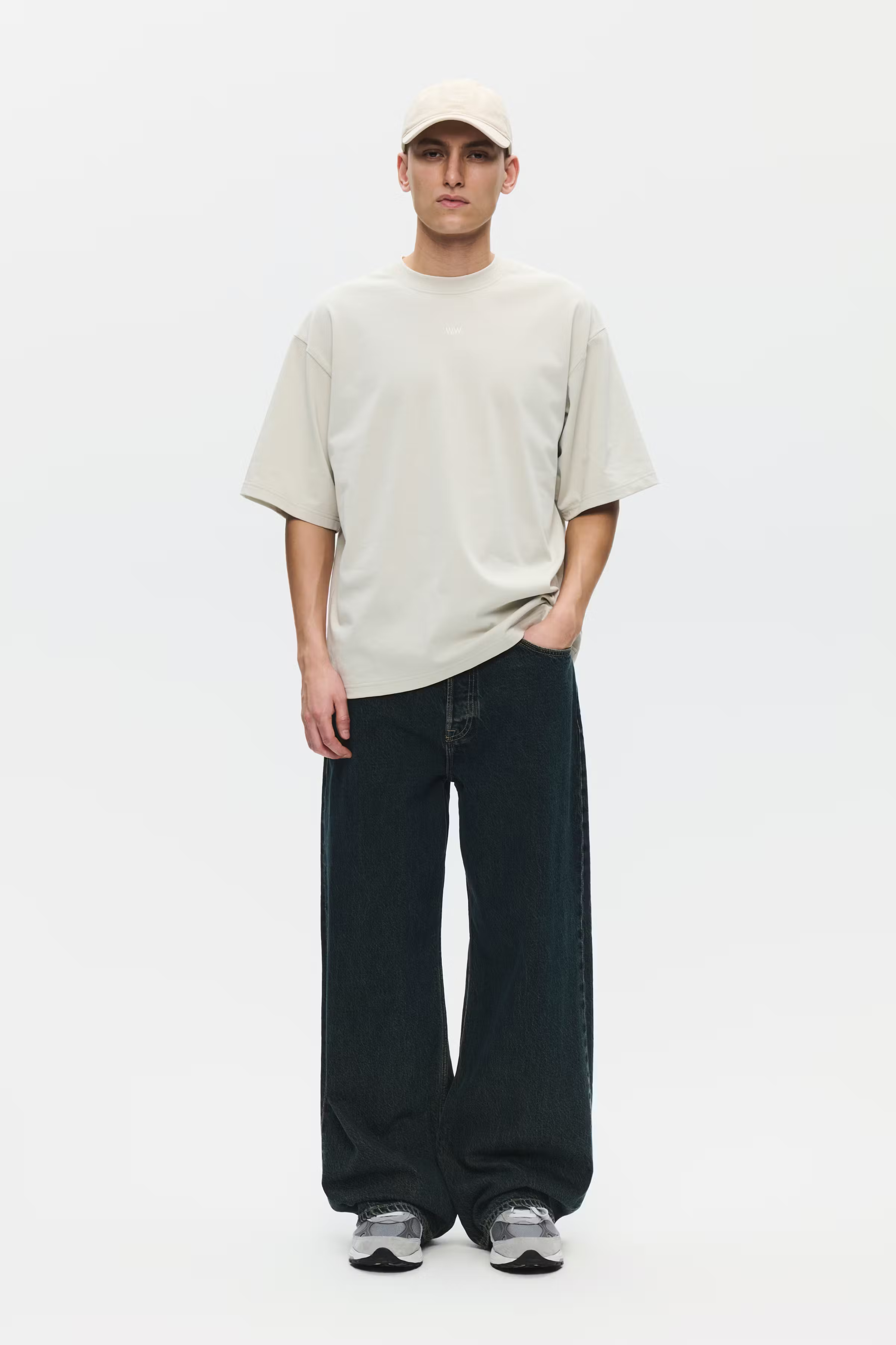 WWType 3 Jeans LOOKBOOK FRONT 30251602-304314