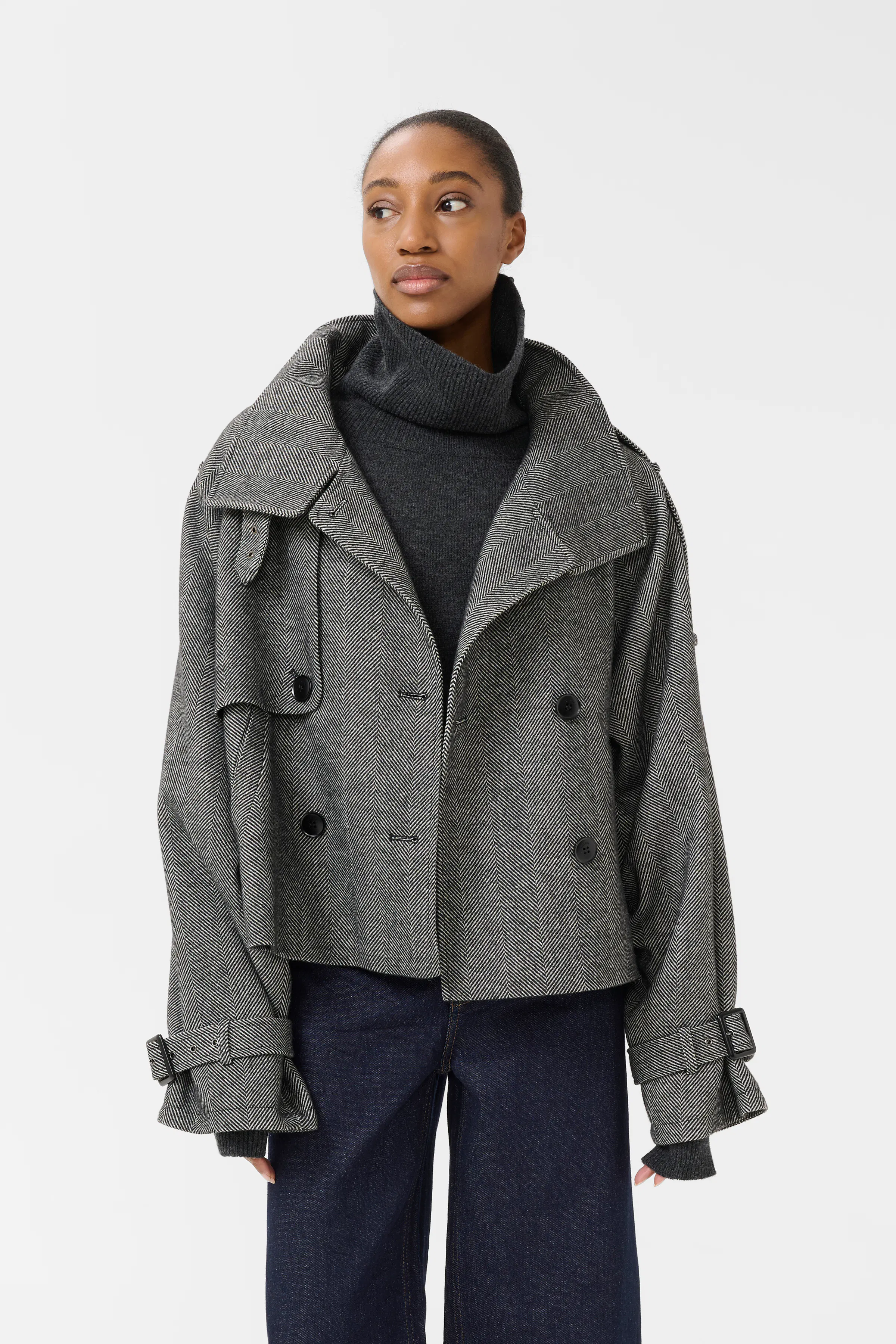 GZavic Jas LOOKBOOK FRONT 10910324-107732