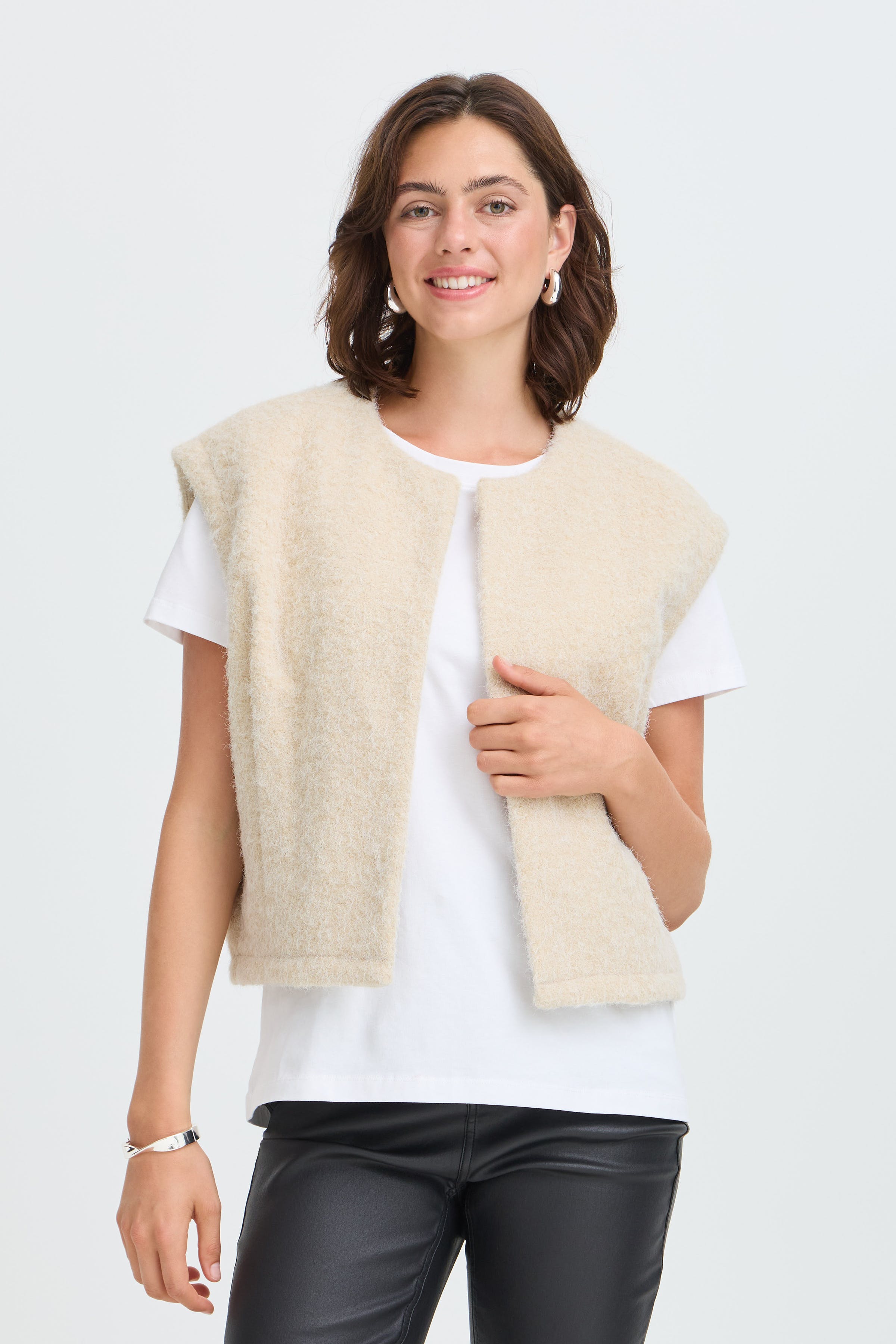 FRWISTERA Vest LOOKBOOK FRONT 20618679-141107