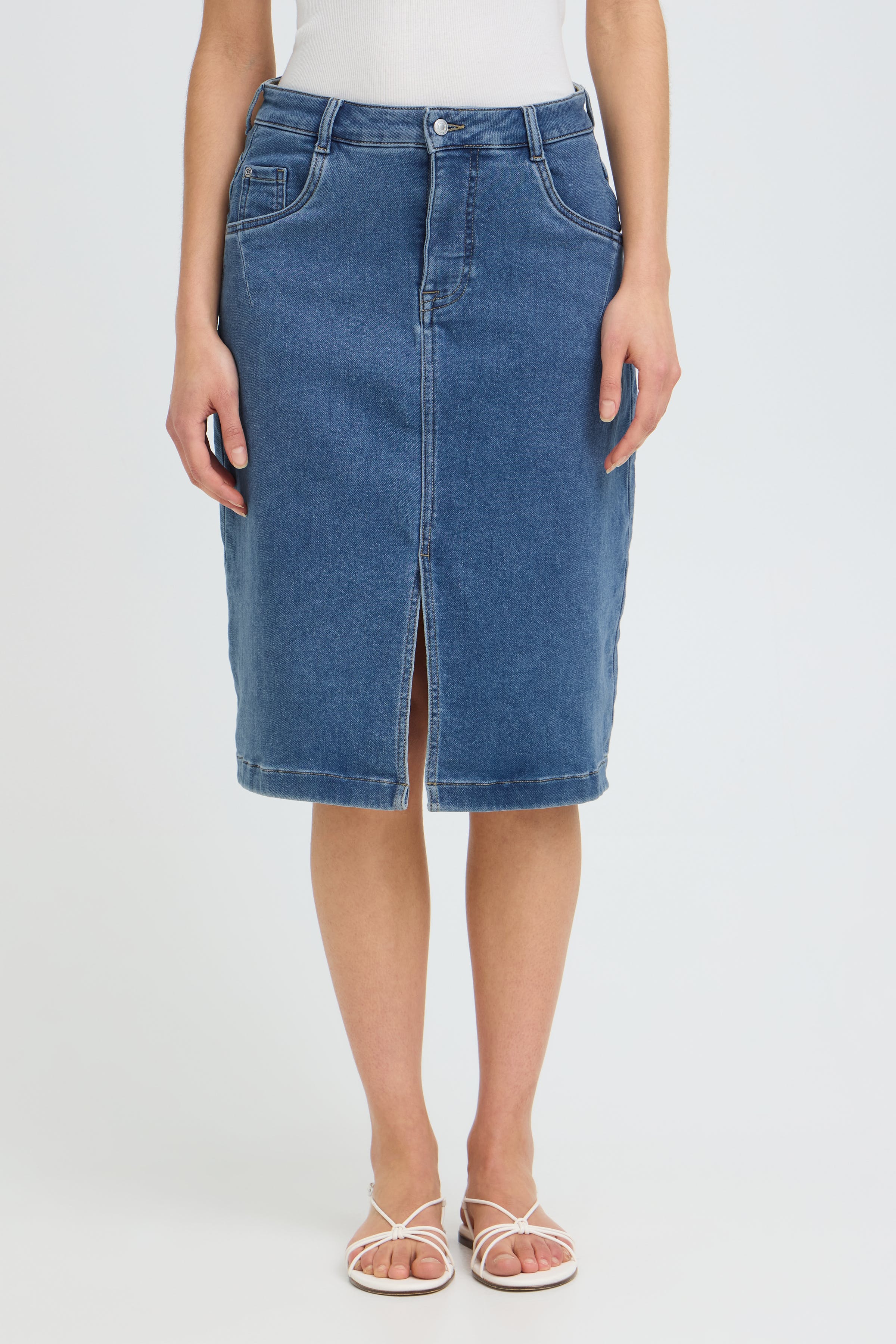 FRVILJA Bermuda shorts LOOKBOOK FRONT 20617897-200988