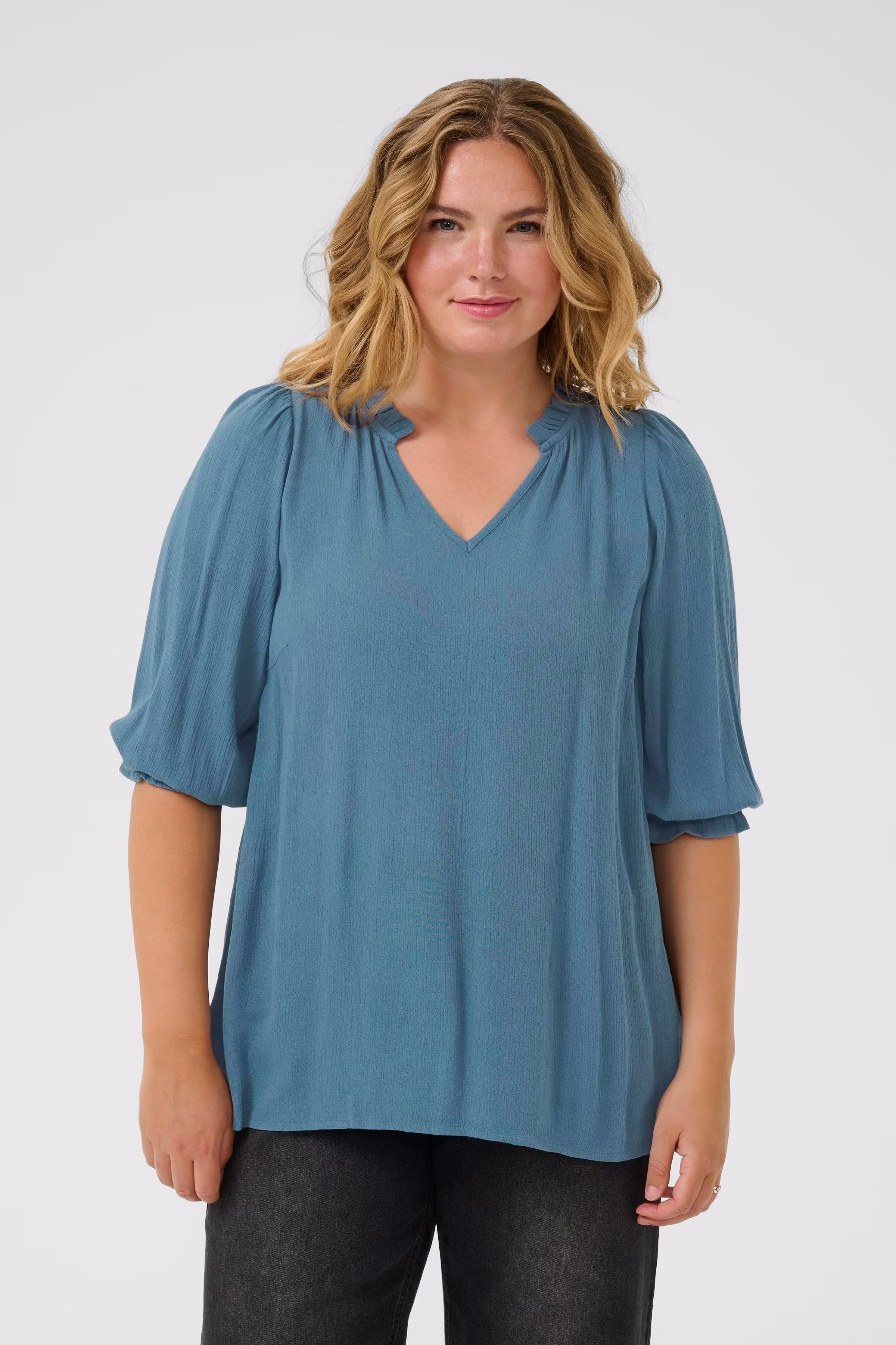 KCkiv Blouse LOOKBOOK FRONT 10583715-184028