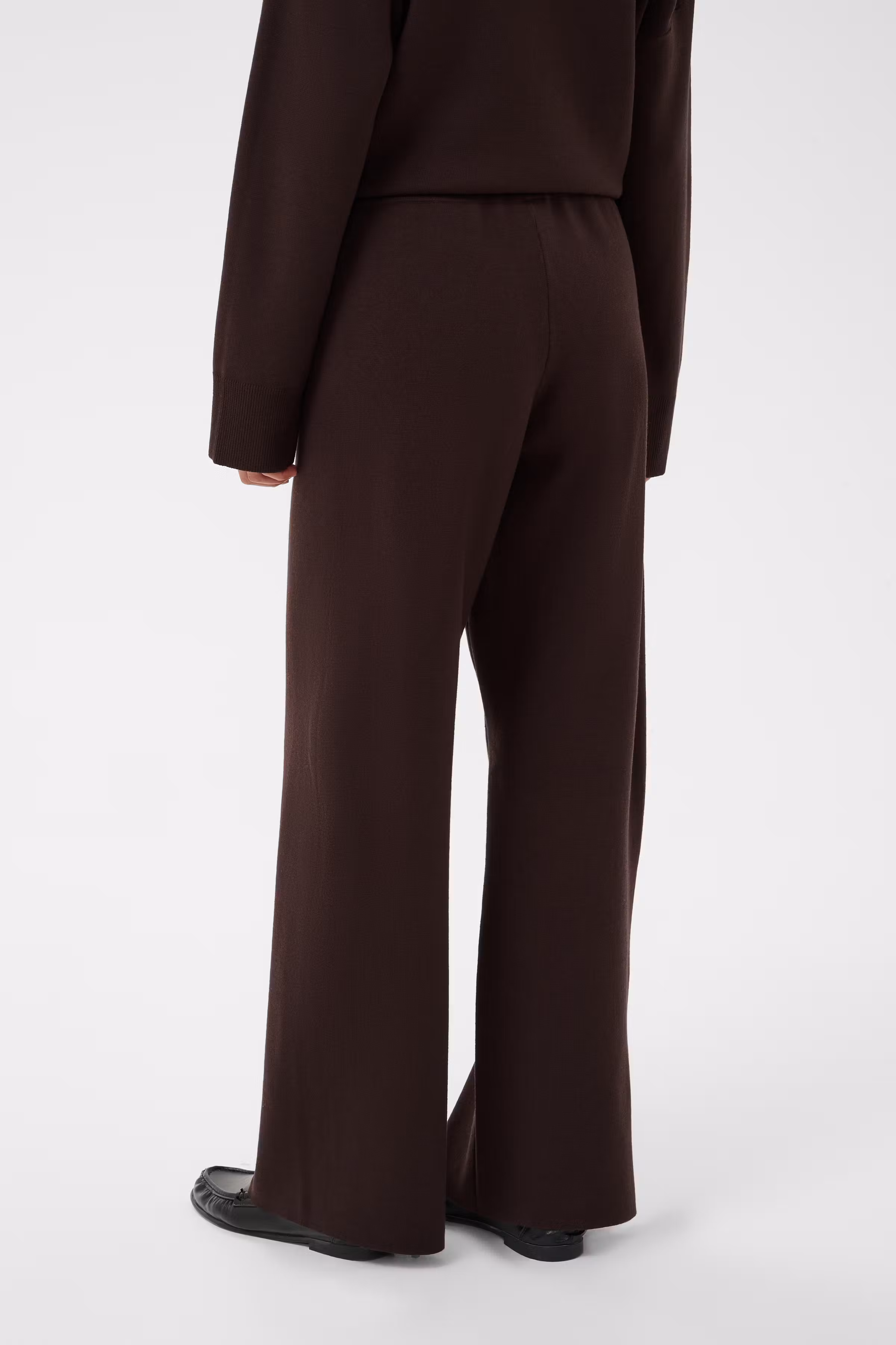KatriePW Hose LOOKBOOK BACK 30310876-191106