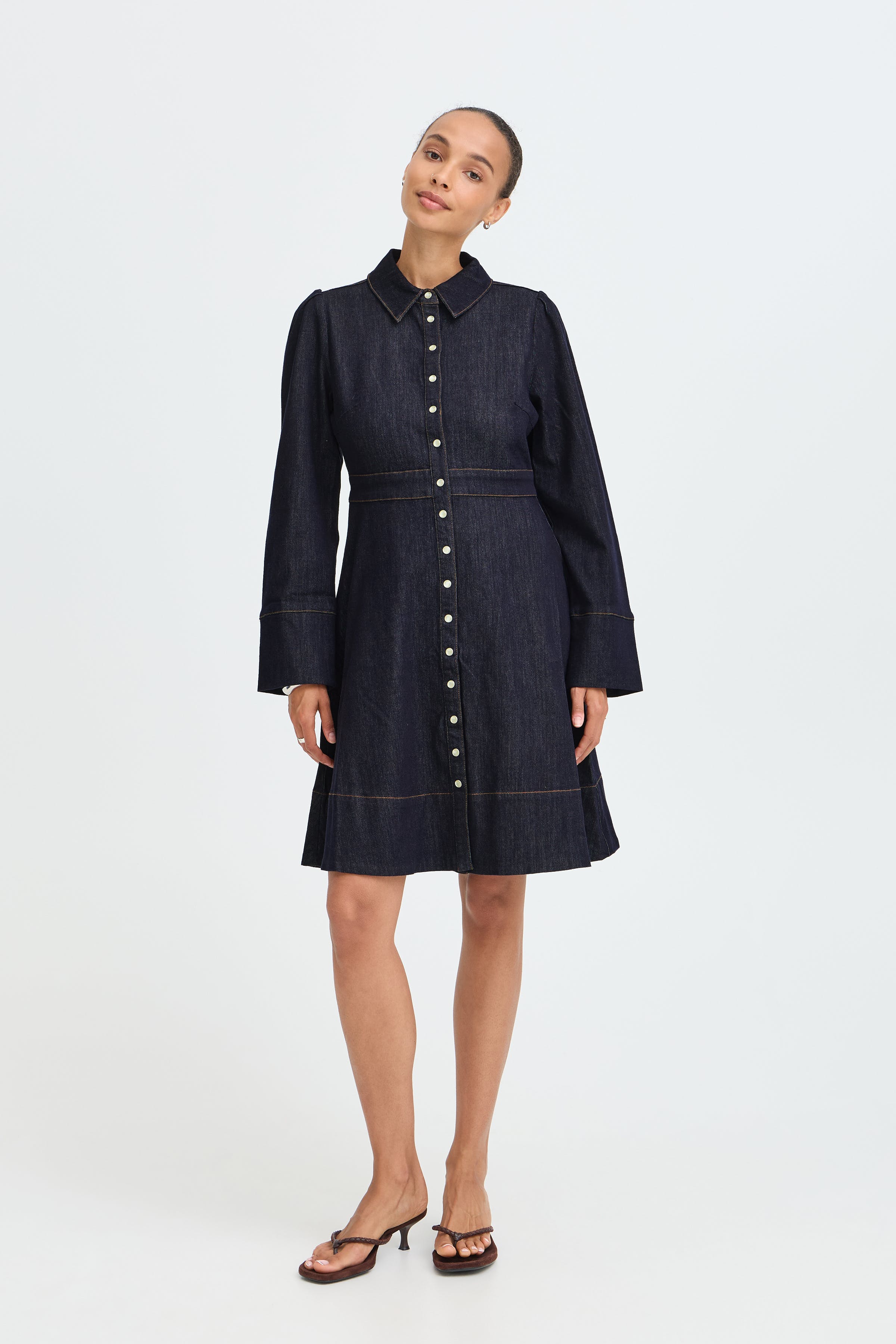 BYKANEA Klänning LOOKBOOK FRONT 20819706-200462