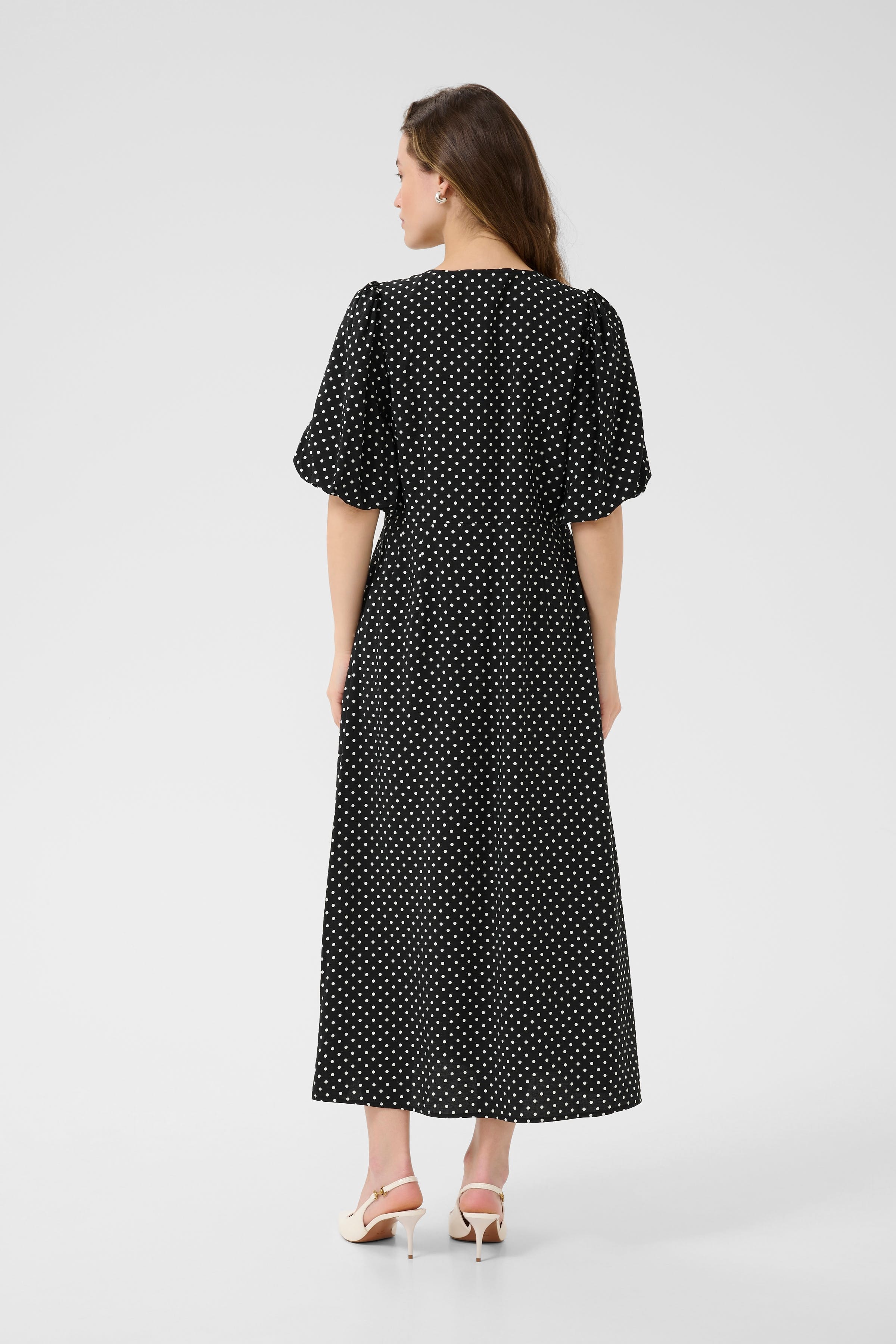 KAgwen Dress LOOKBOOK BACK 10510344-107967