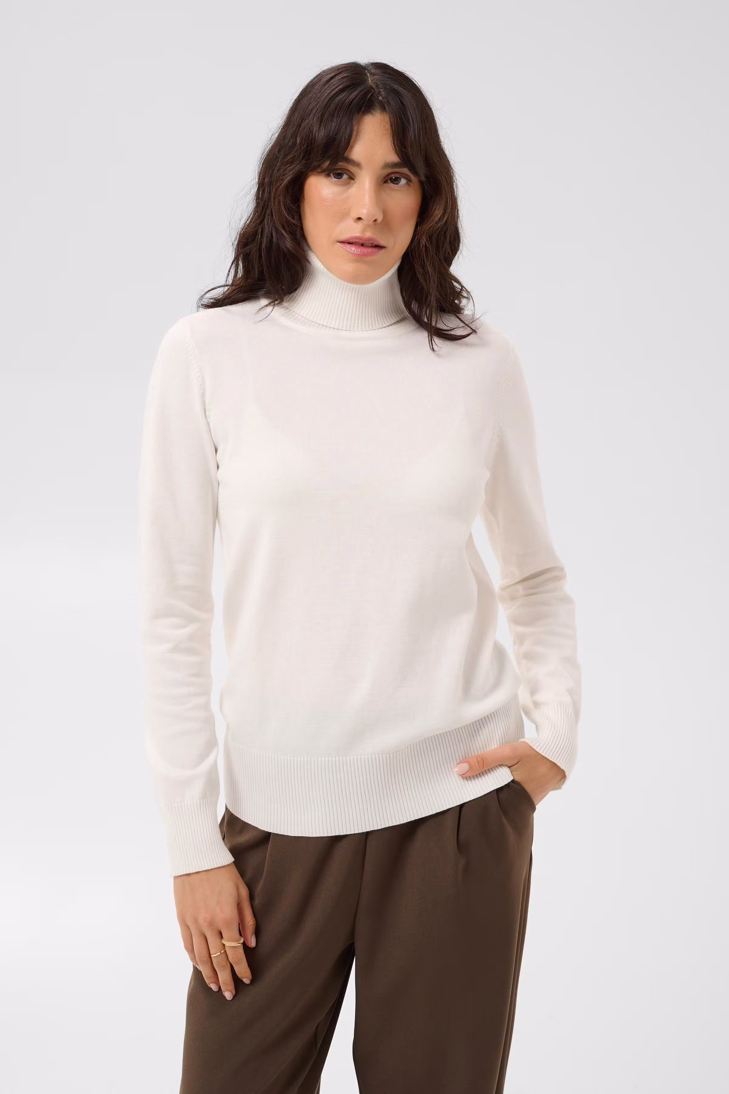 MilaSZ Rollneck Pullover LOOKBOOK FRONT 30500018-110605