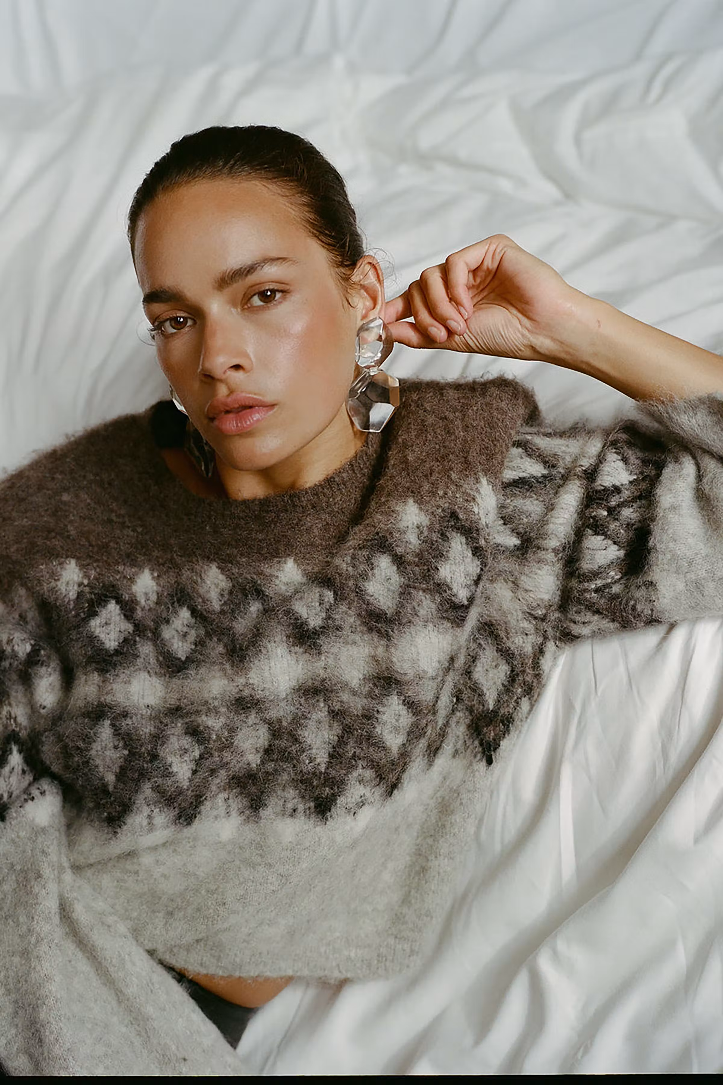 GZzarina Pullover LOCATION NONE 10911742-1000213