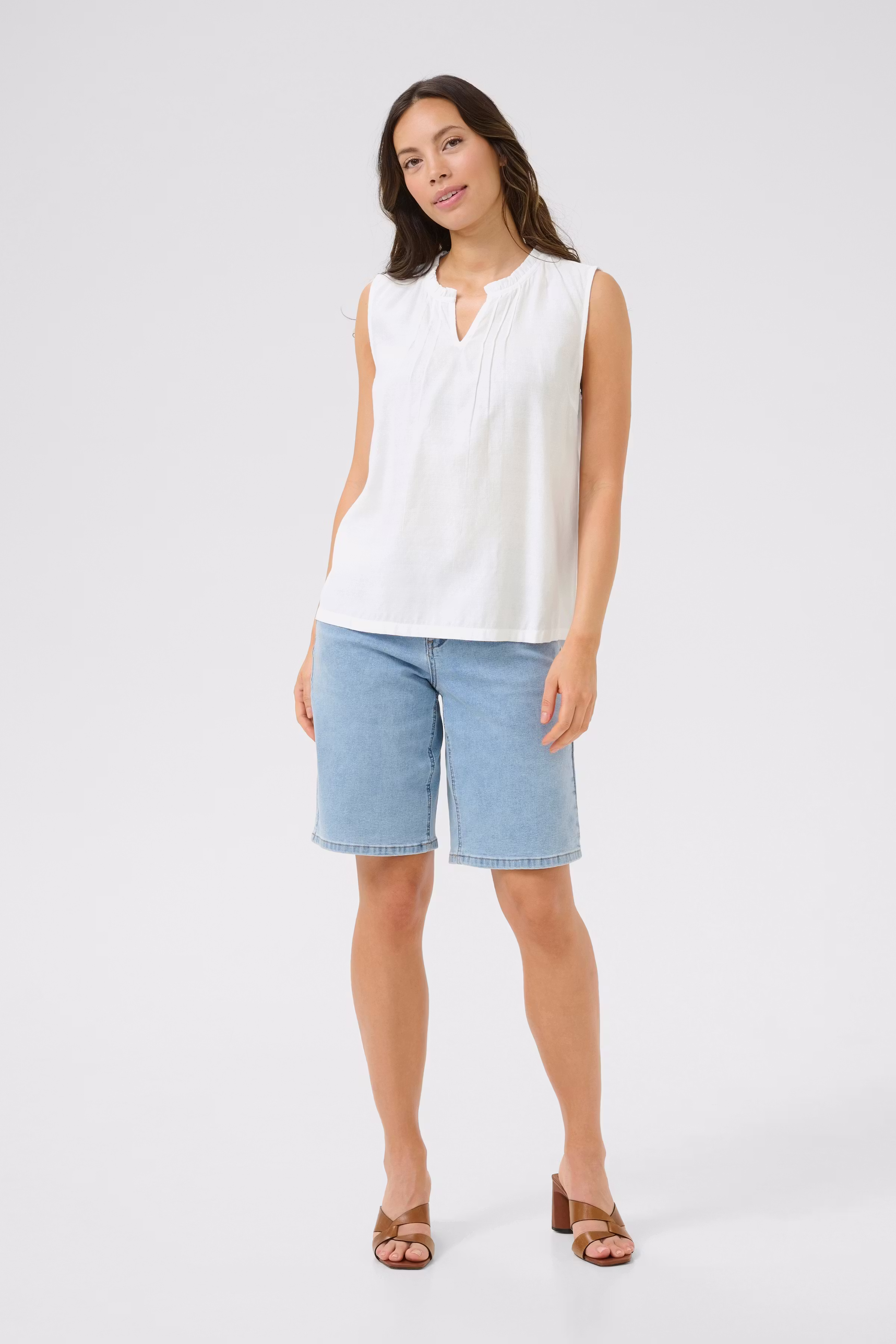 CRLiselin Blus LOOKBOOK FRONT 10609455-110602