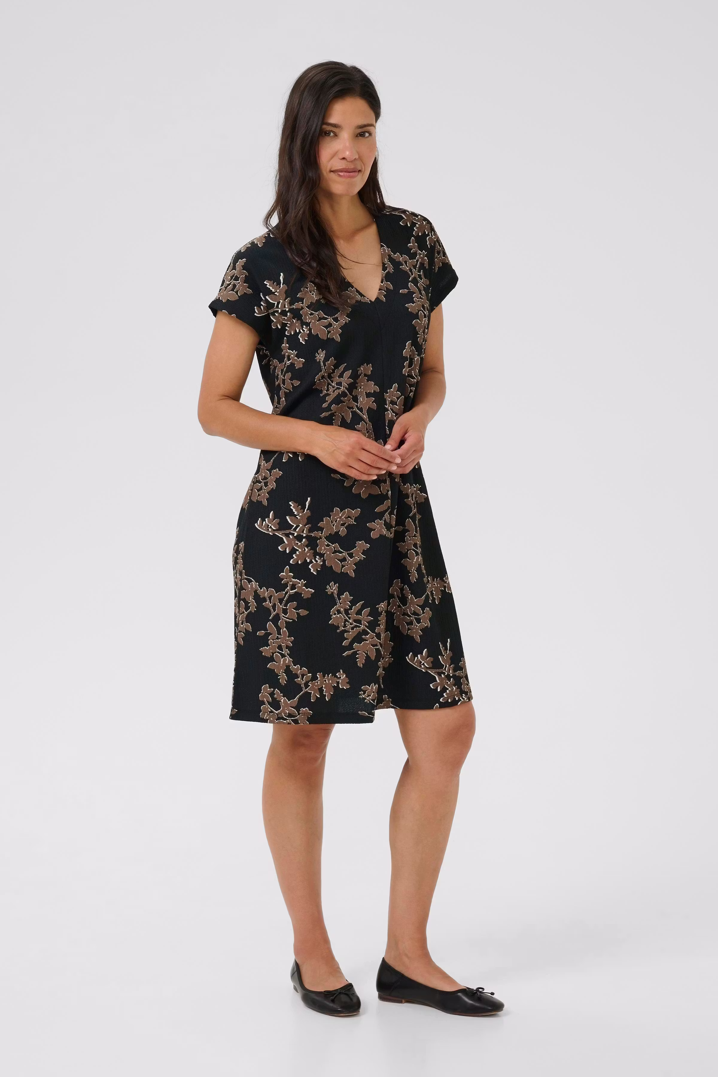 BPlila Dress LOOKBOOK FRONT 40200023-108442