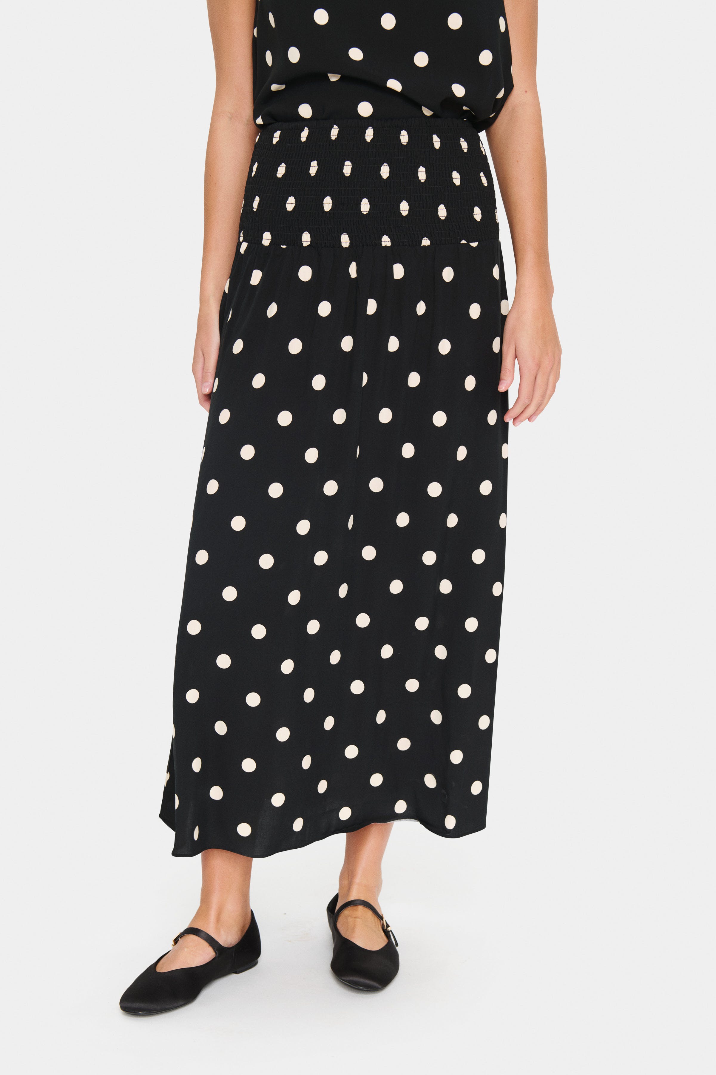 GislaSZ Skirt LOOKBOOK FRONT 30514246-303864