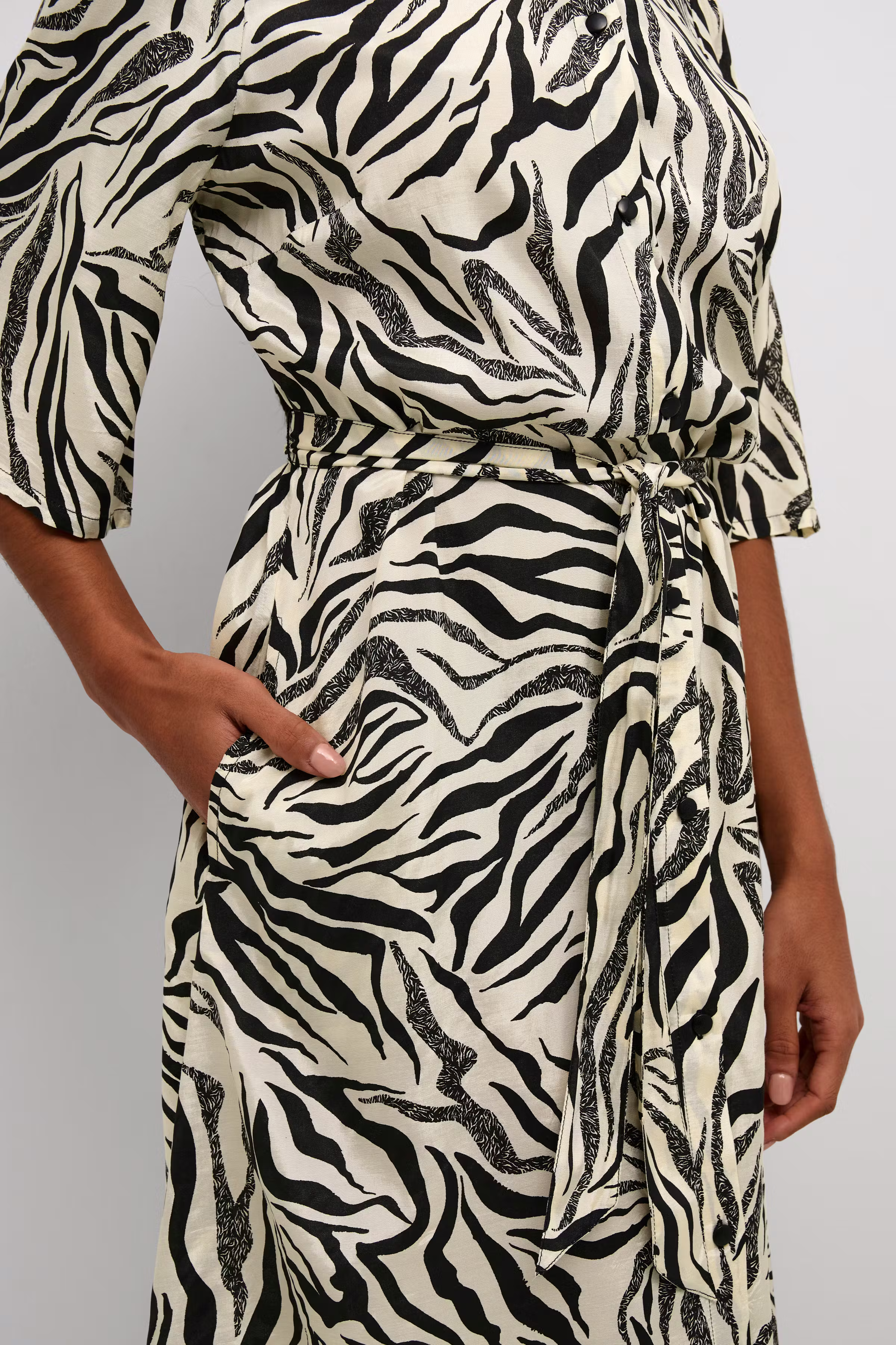 KAsafir Kjole LOOKBOOK DETAIL 10507482-104901