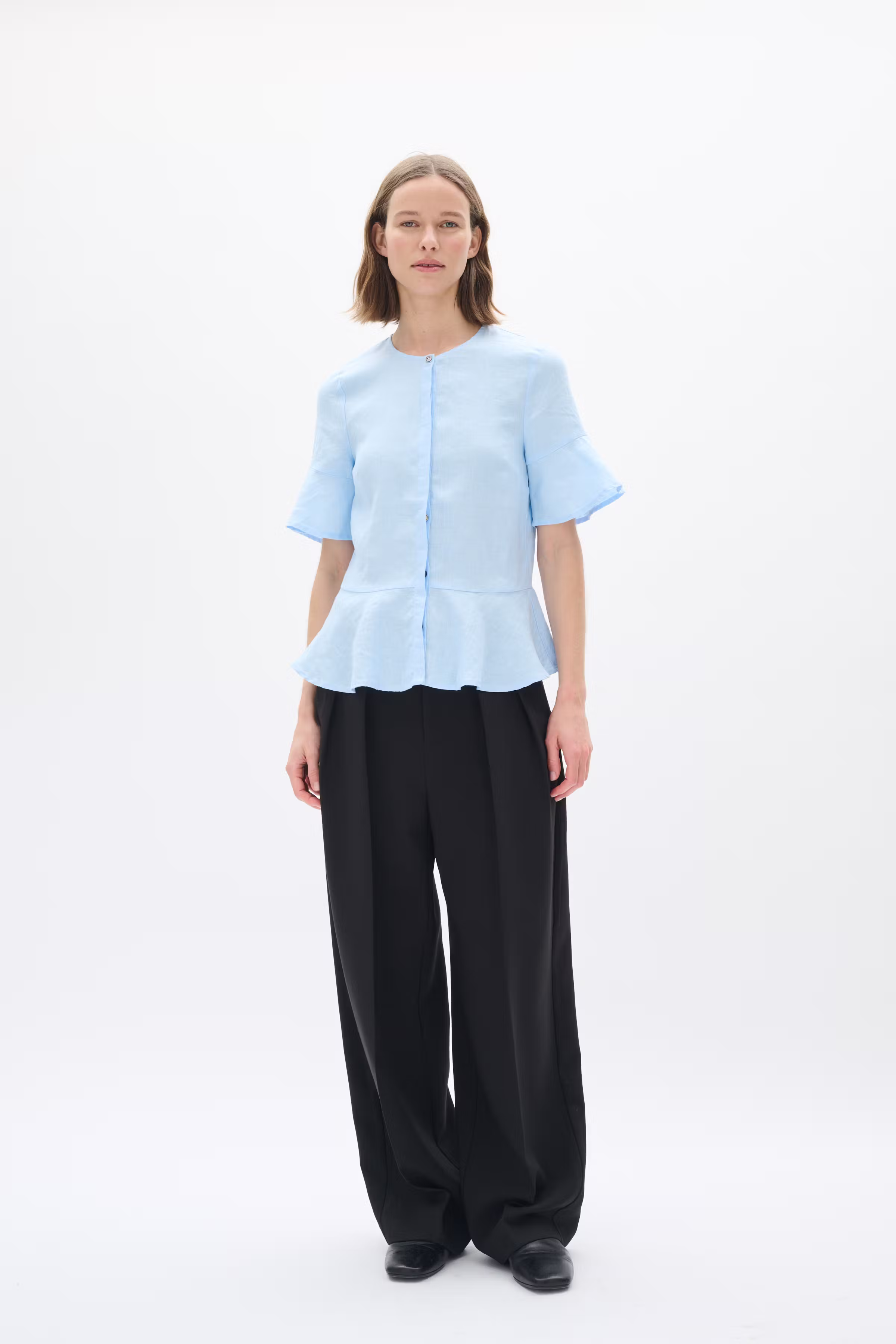 RigittaIW Linen Shirt LOOKBOOK FRONT 30110343-154031