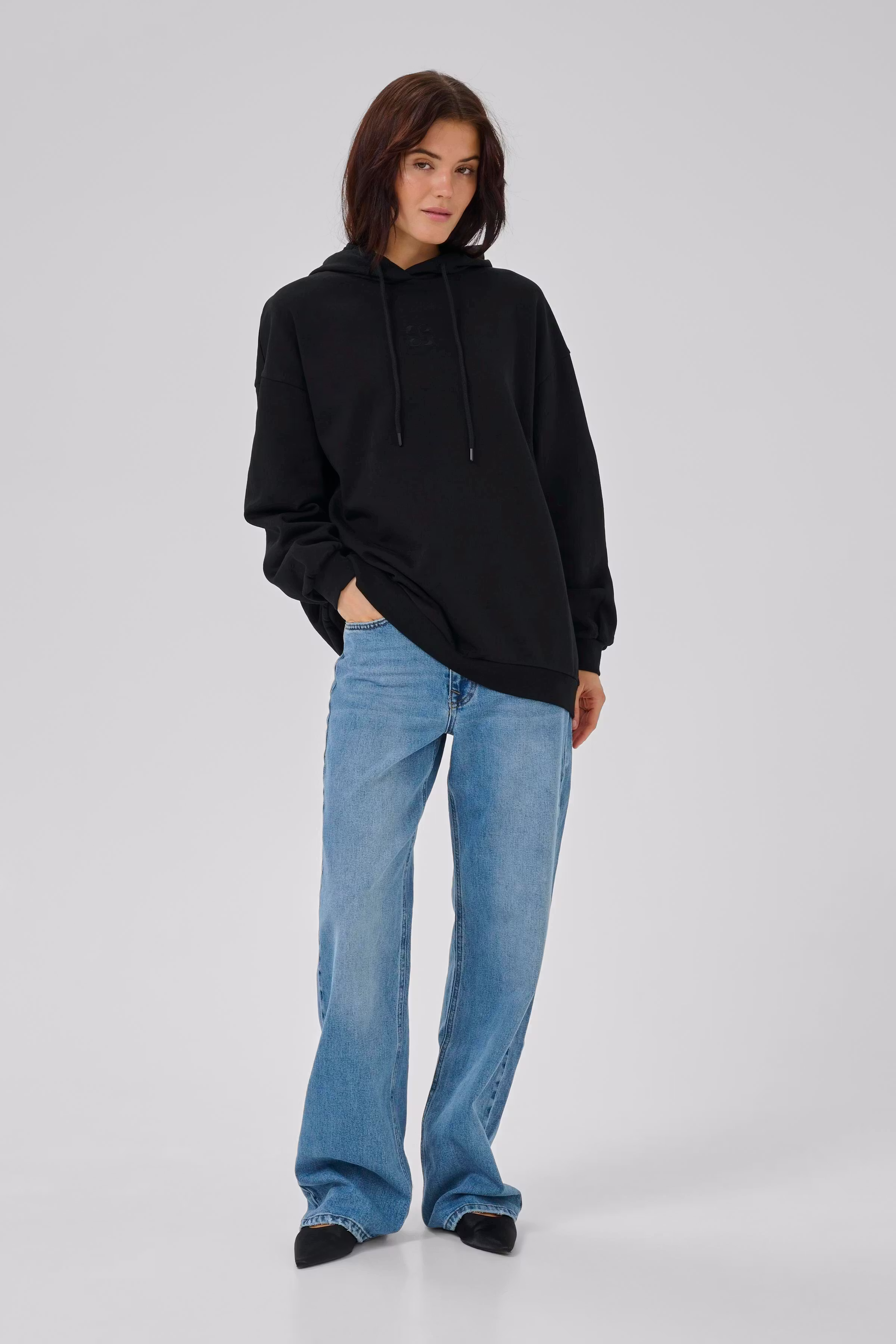 14 THE ENZO LOGO HOODIE LOOKBOOK FRONT 10704896-100031