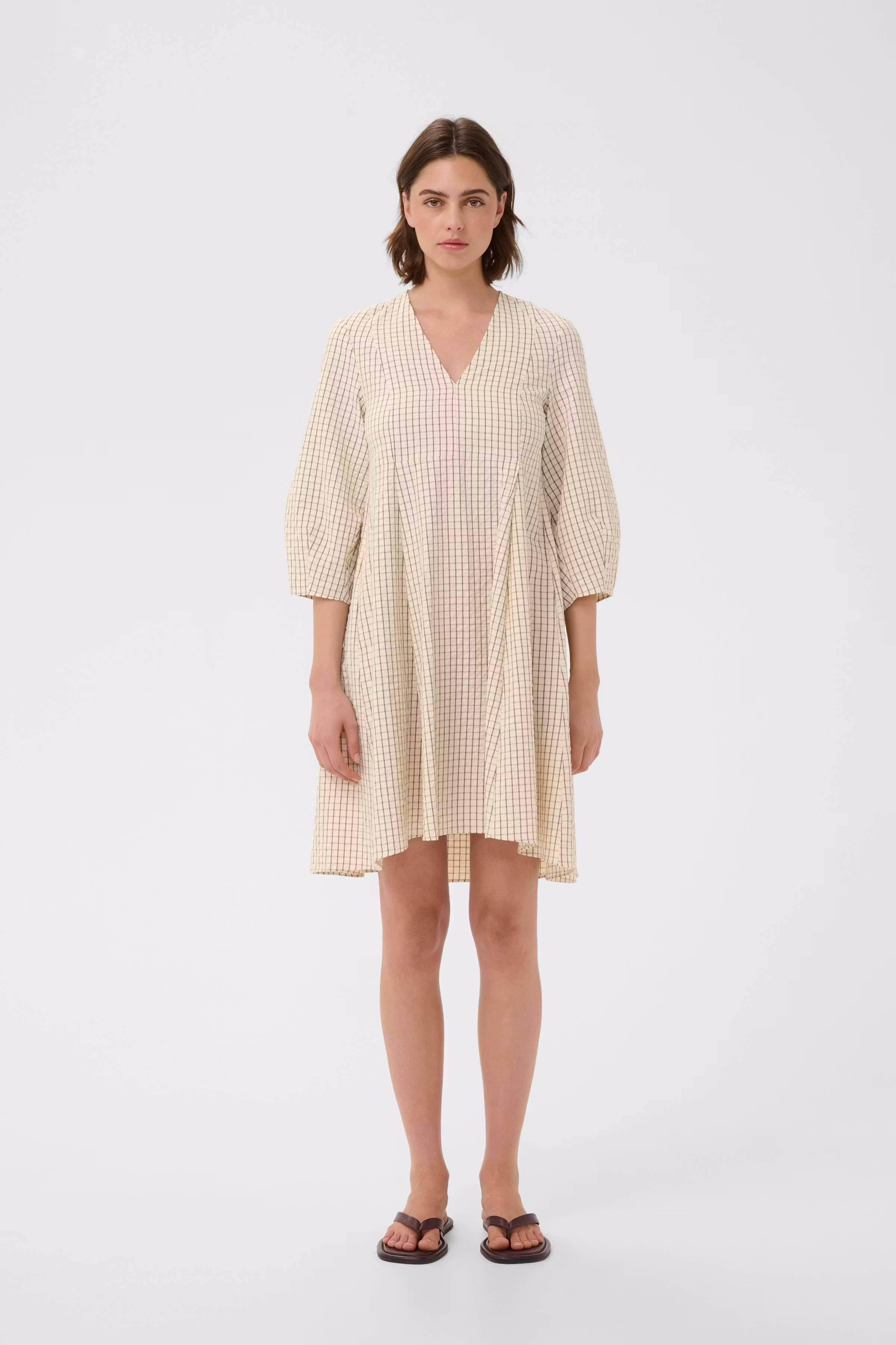 HEROIW Dress LOOKBOOK FRONT 30112720-120601