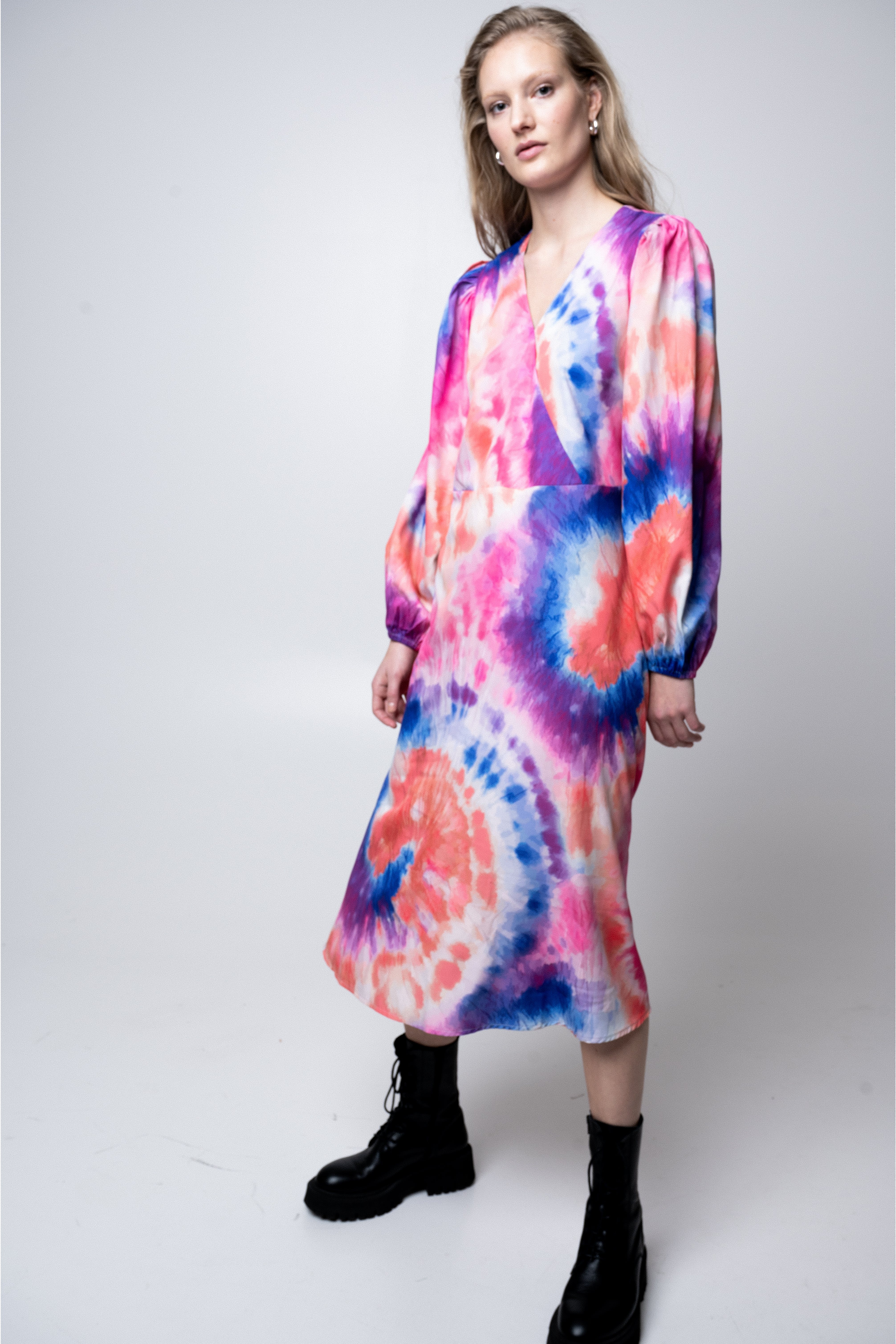 IXULLA Kleid LOCATION NONE 20120079-172127