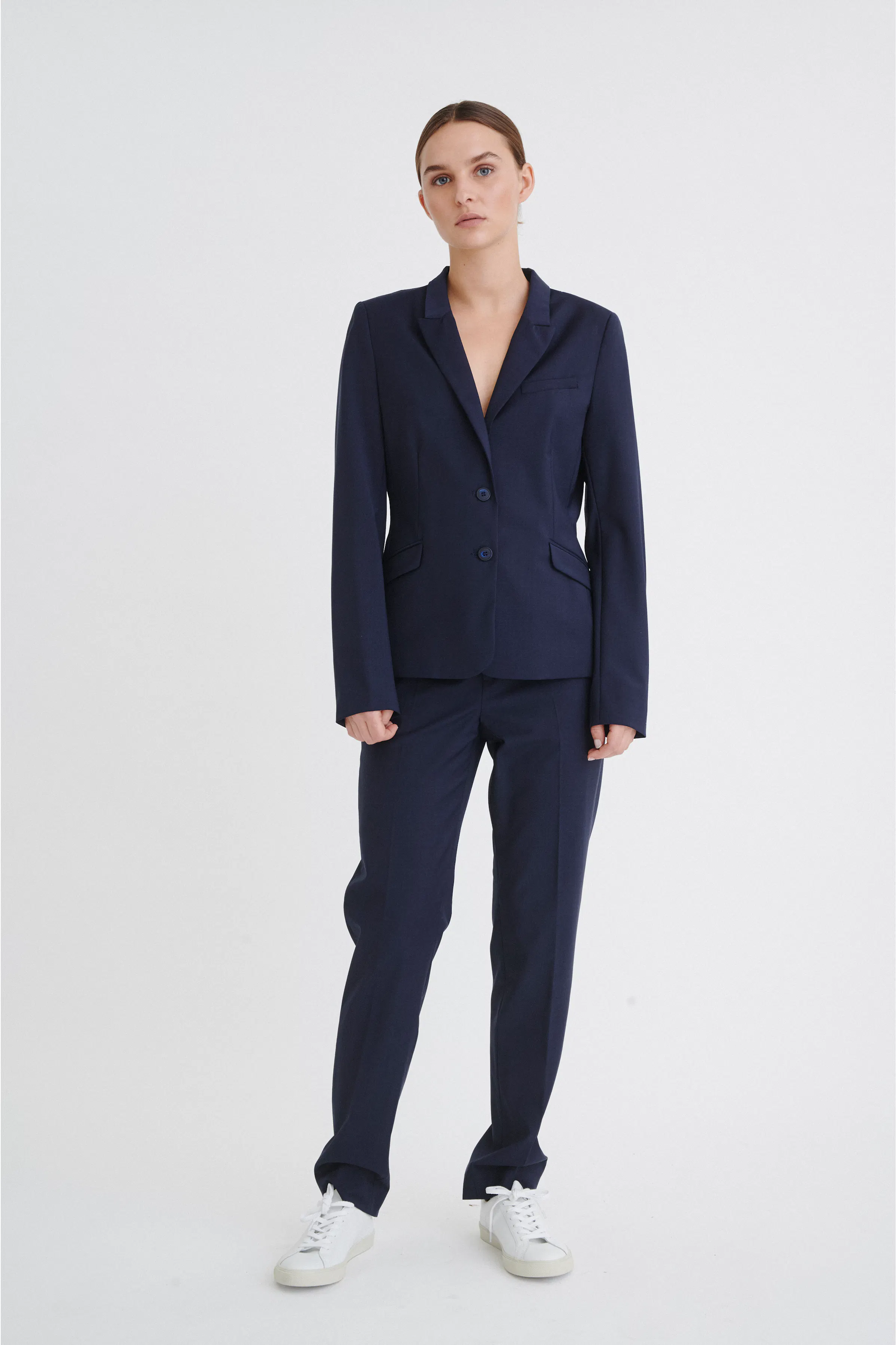 BillaaIW Blazer LOOKBOOK FRONT 30100286-10299