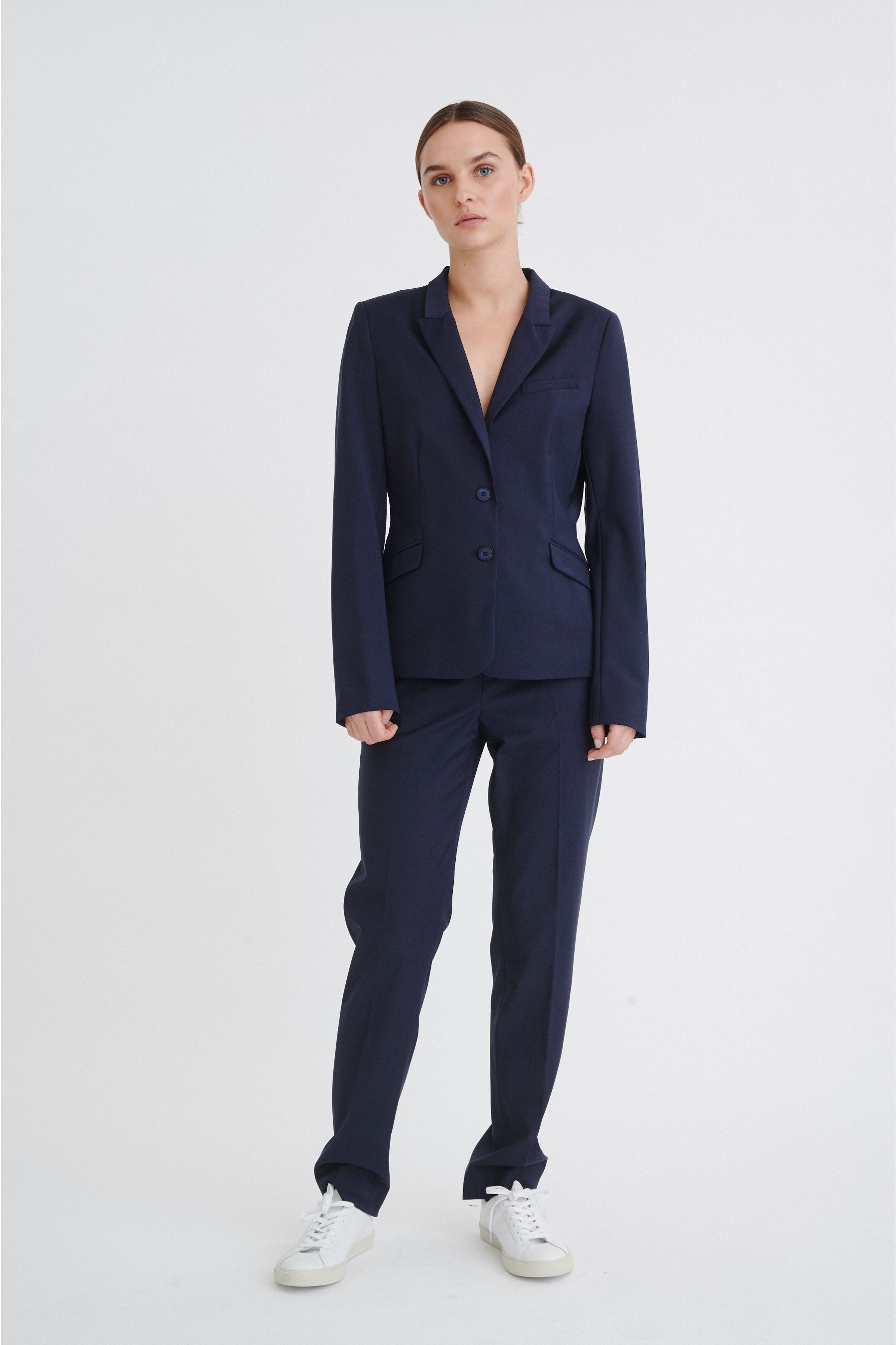 BillaaIW Blazer LOOKBOOK FRONT 30100286-10299