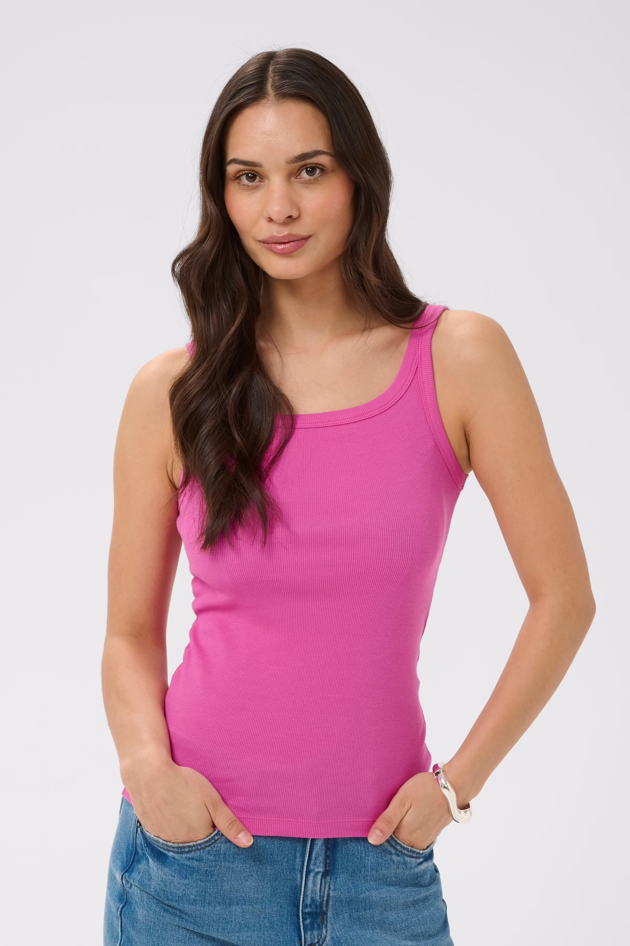 KAcarna Top LOOKBOOK FRONT 10507348-172624