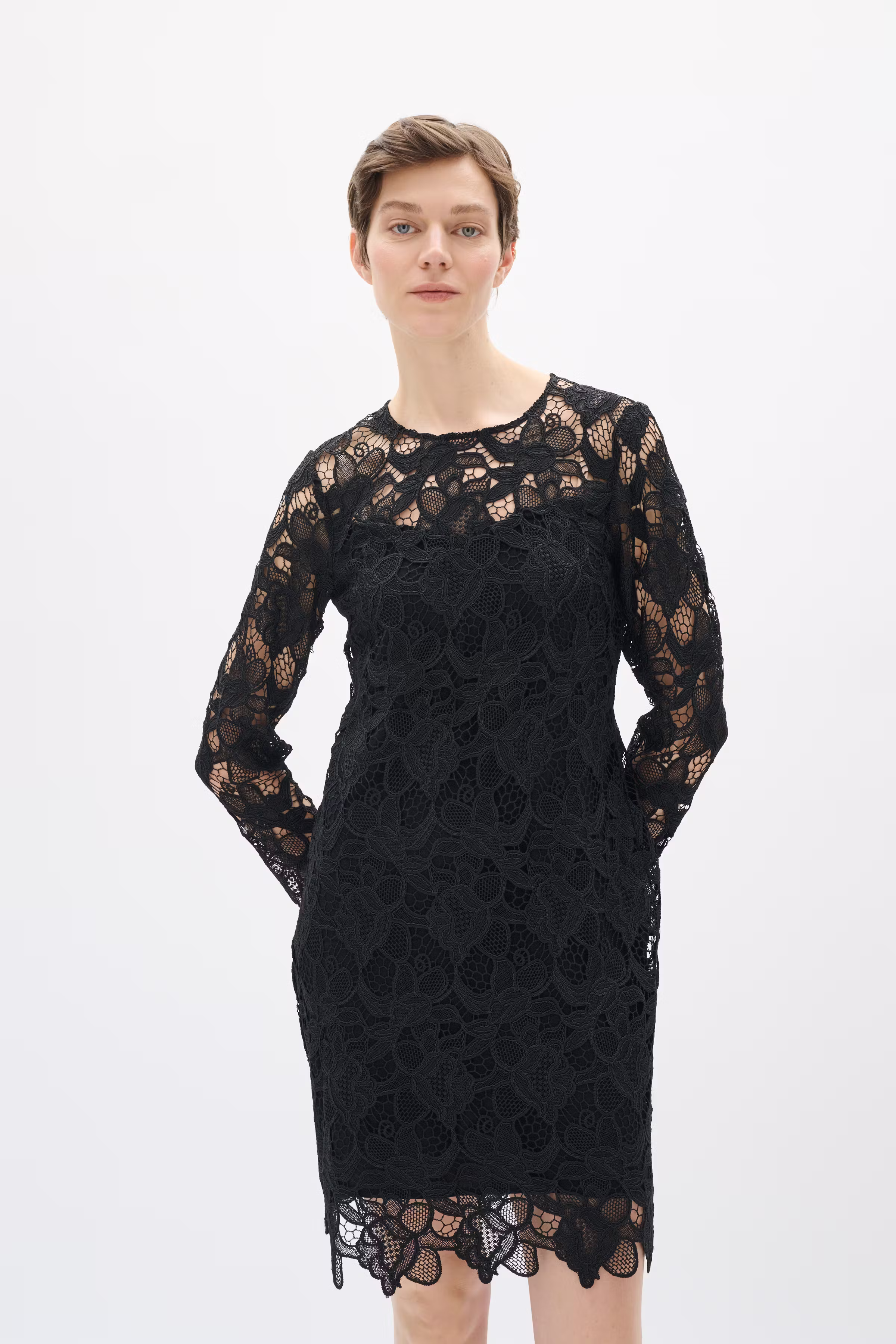 AimeeIW Klänning LOOKBOOK FRONT 30110880-194008
