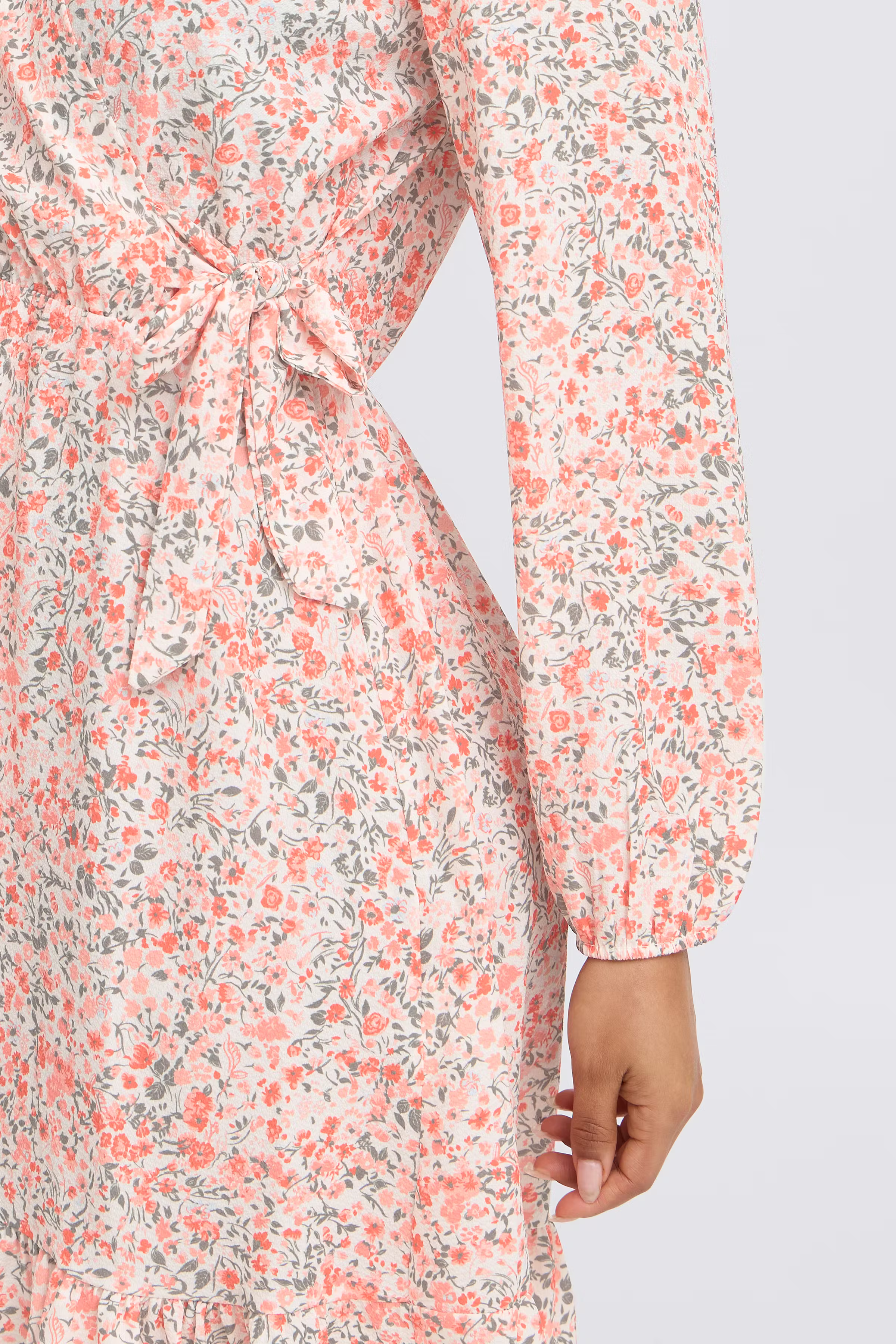 SBBELMO Kjole LOOKBOOK DETAIL 22100905-181762